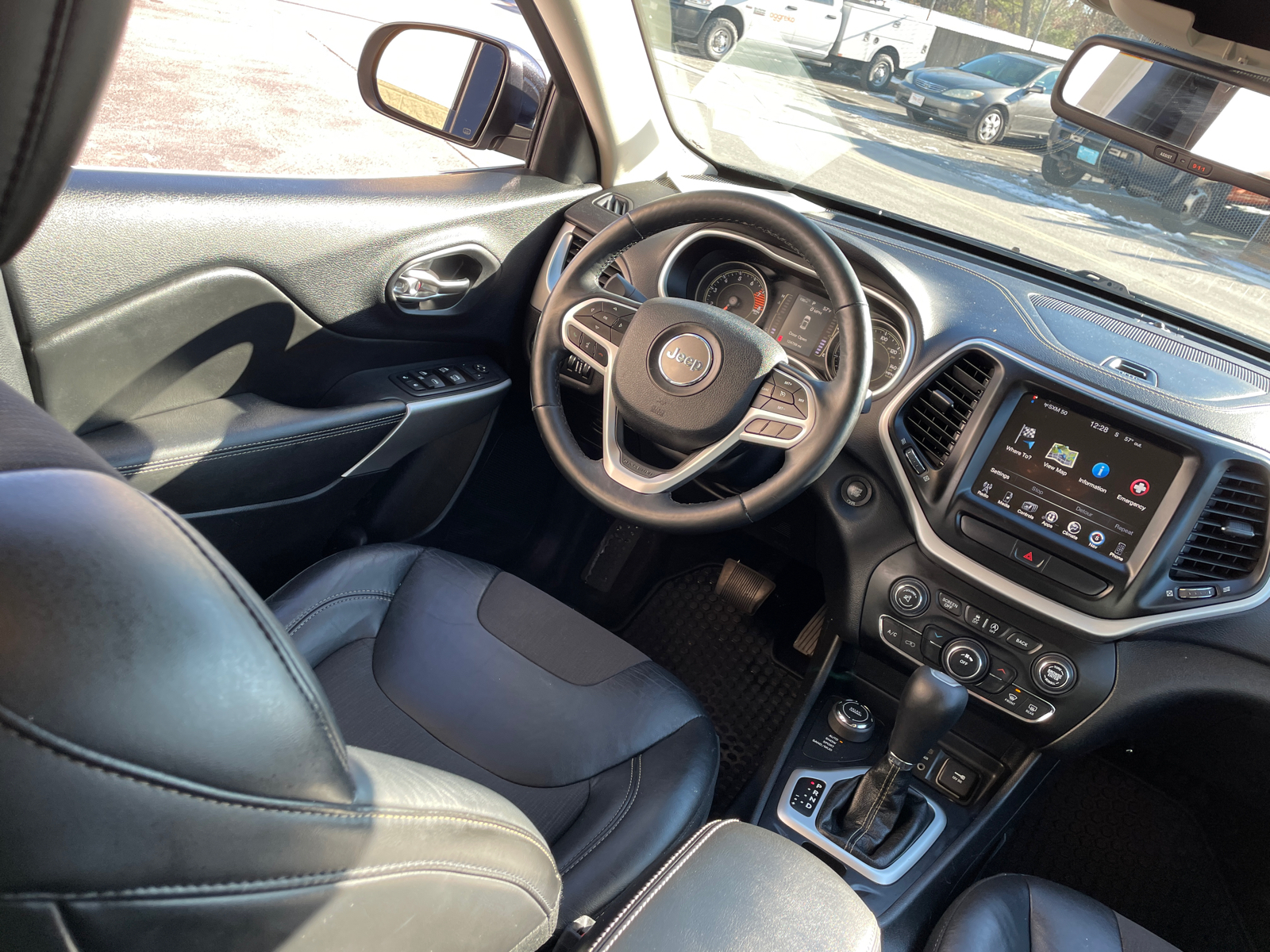 2018 Jeep Cherokee  19