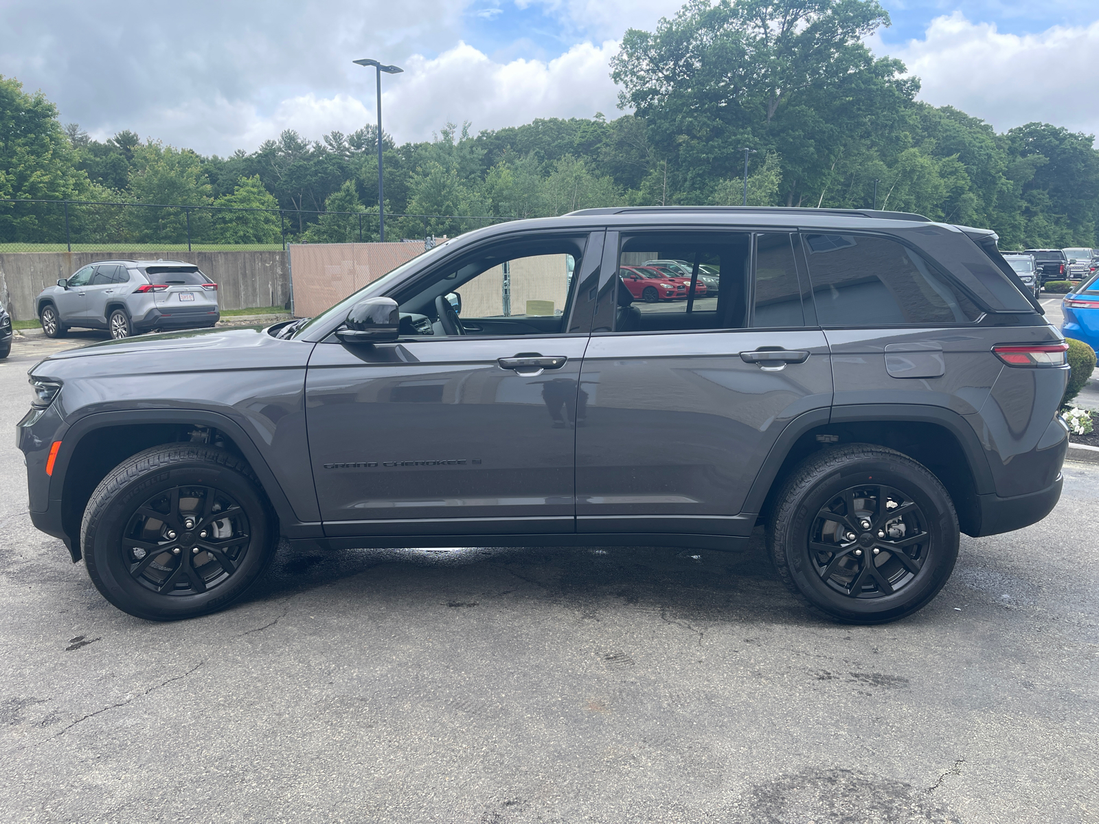 2024 Jeep Grand Cherokee Laredo 5