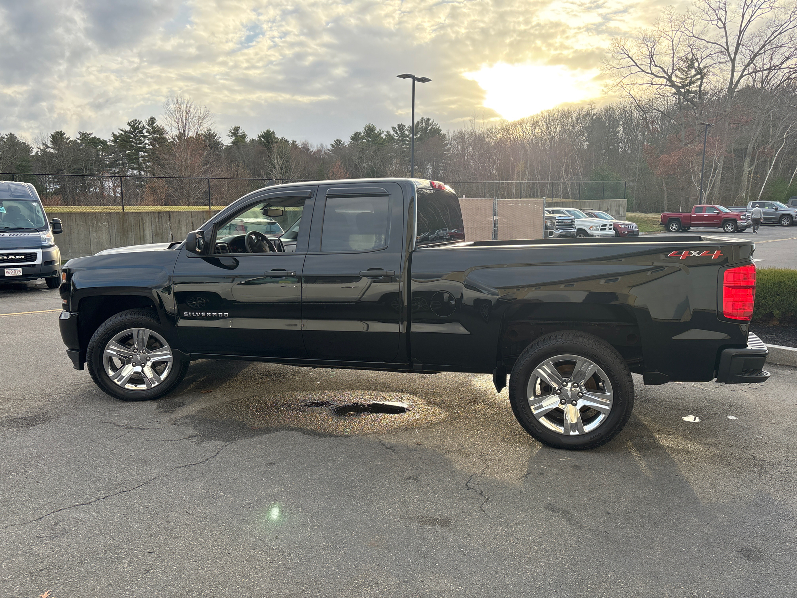 2019 Chevrolet Silverado 1500 LD Silverado Custom 5