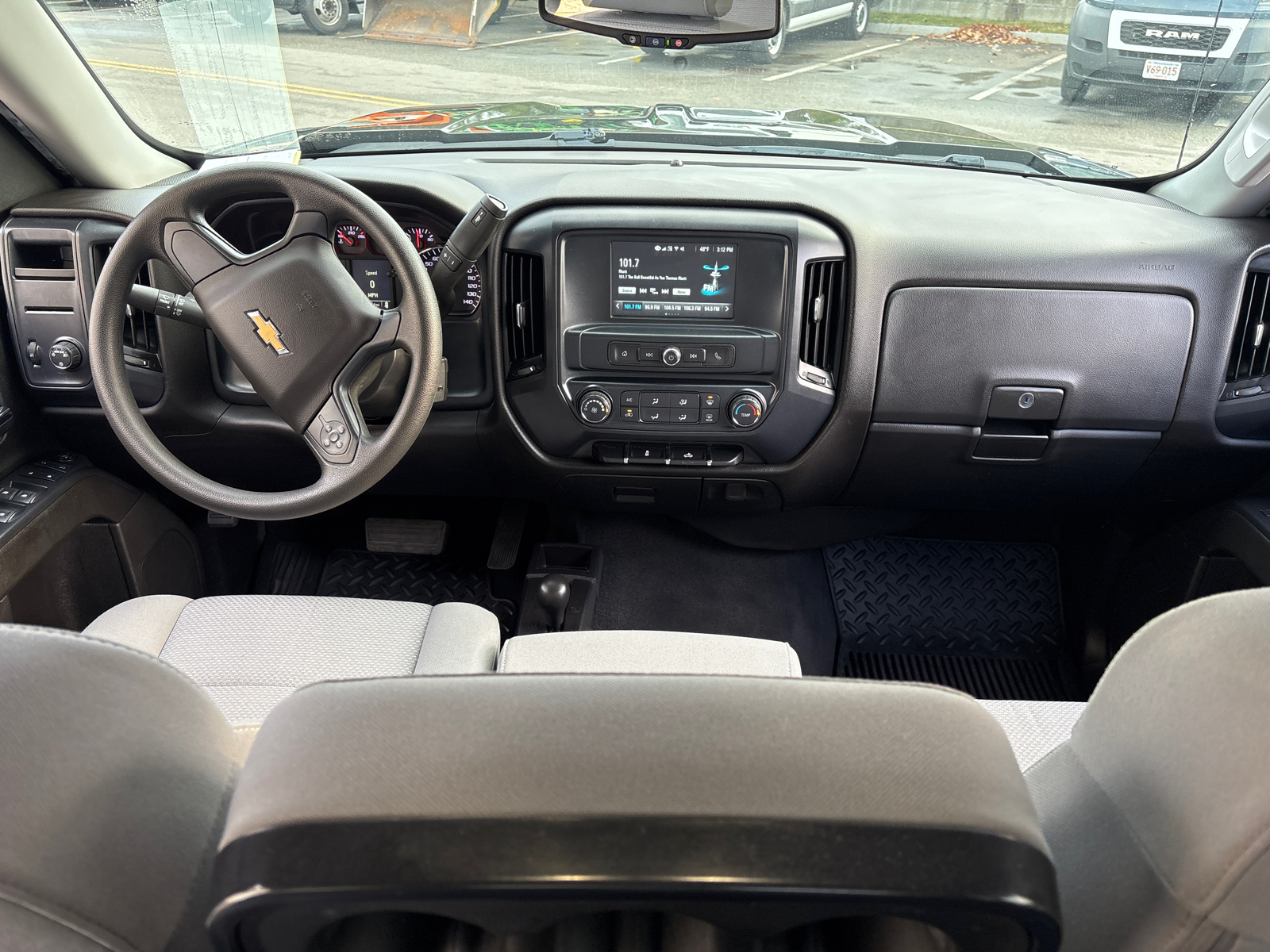 2019 Chevrolet Silverado 1500 LD Silverado Custom 15