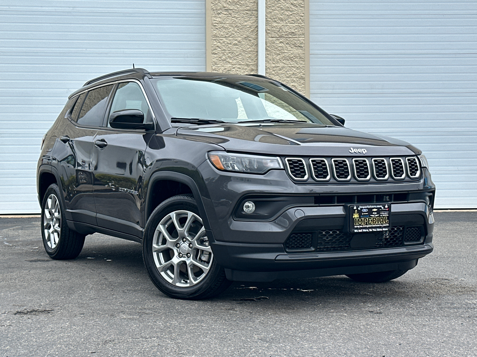 2024 Jeep Compass Latitude Lux 2