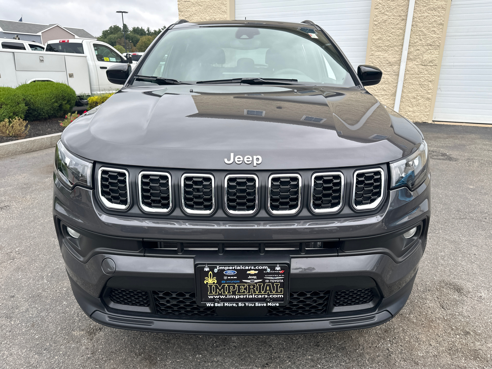 2024 Jeep Compass Latitude Lux 3