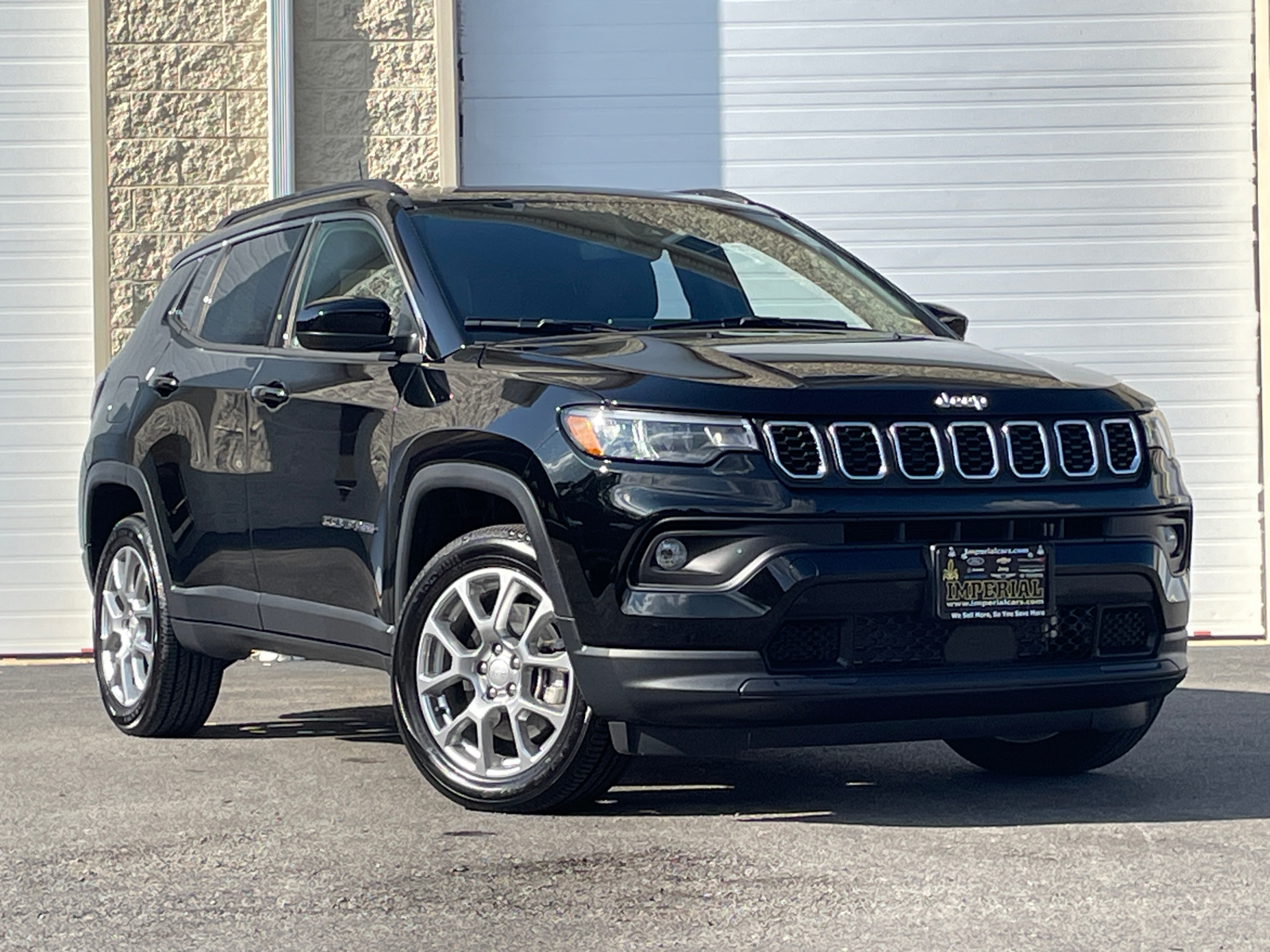 2024 Jeep Compass Latitude Lux 1