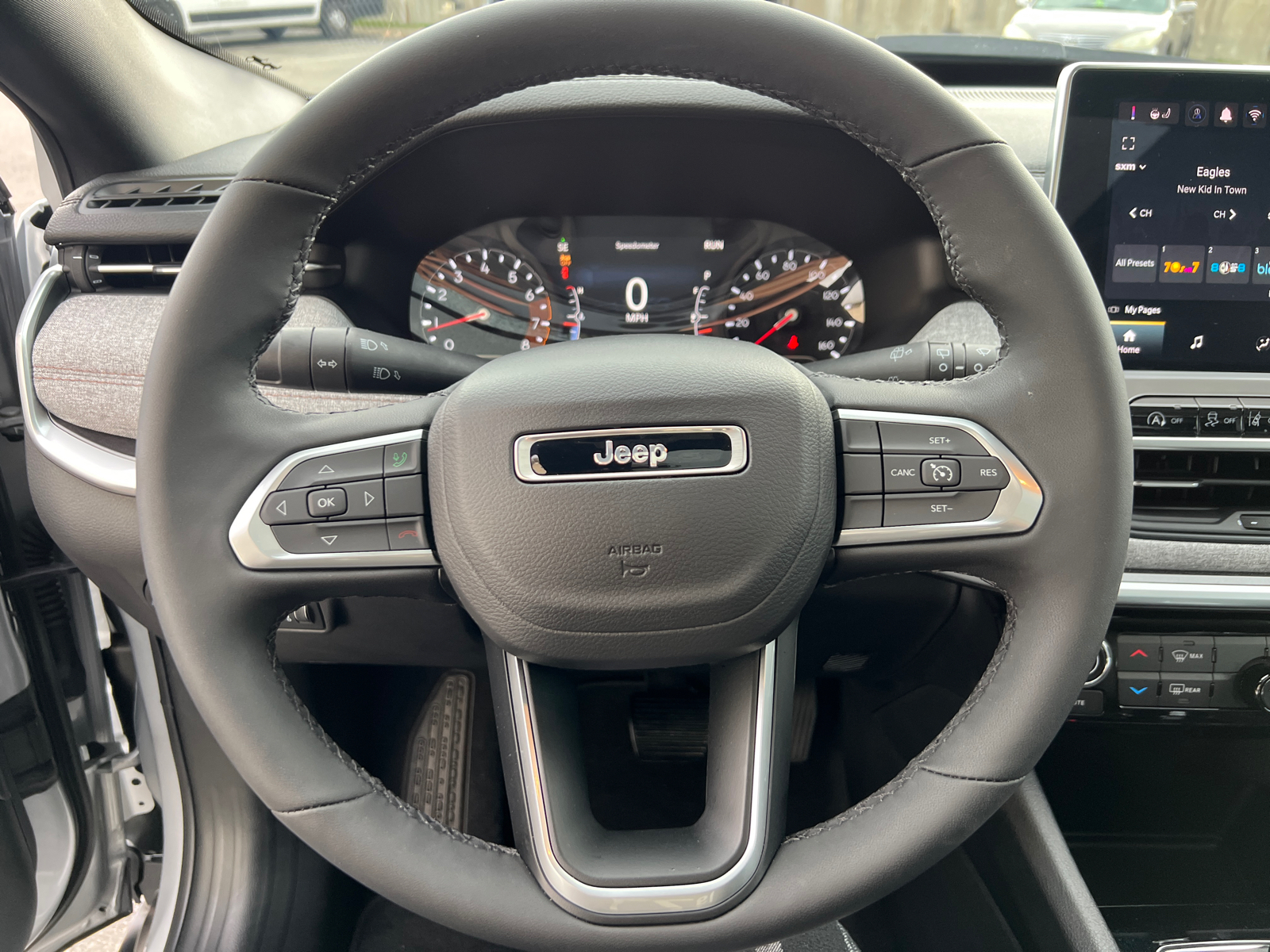 2024 Jeep Compass Latitude Lux 20