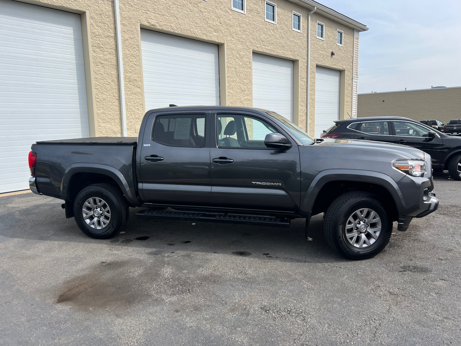 2018 Toyota Tacoma SR5 10