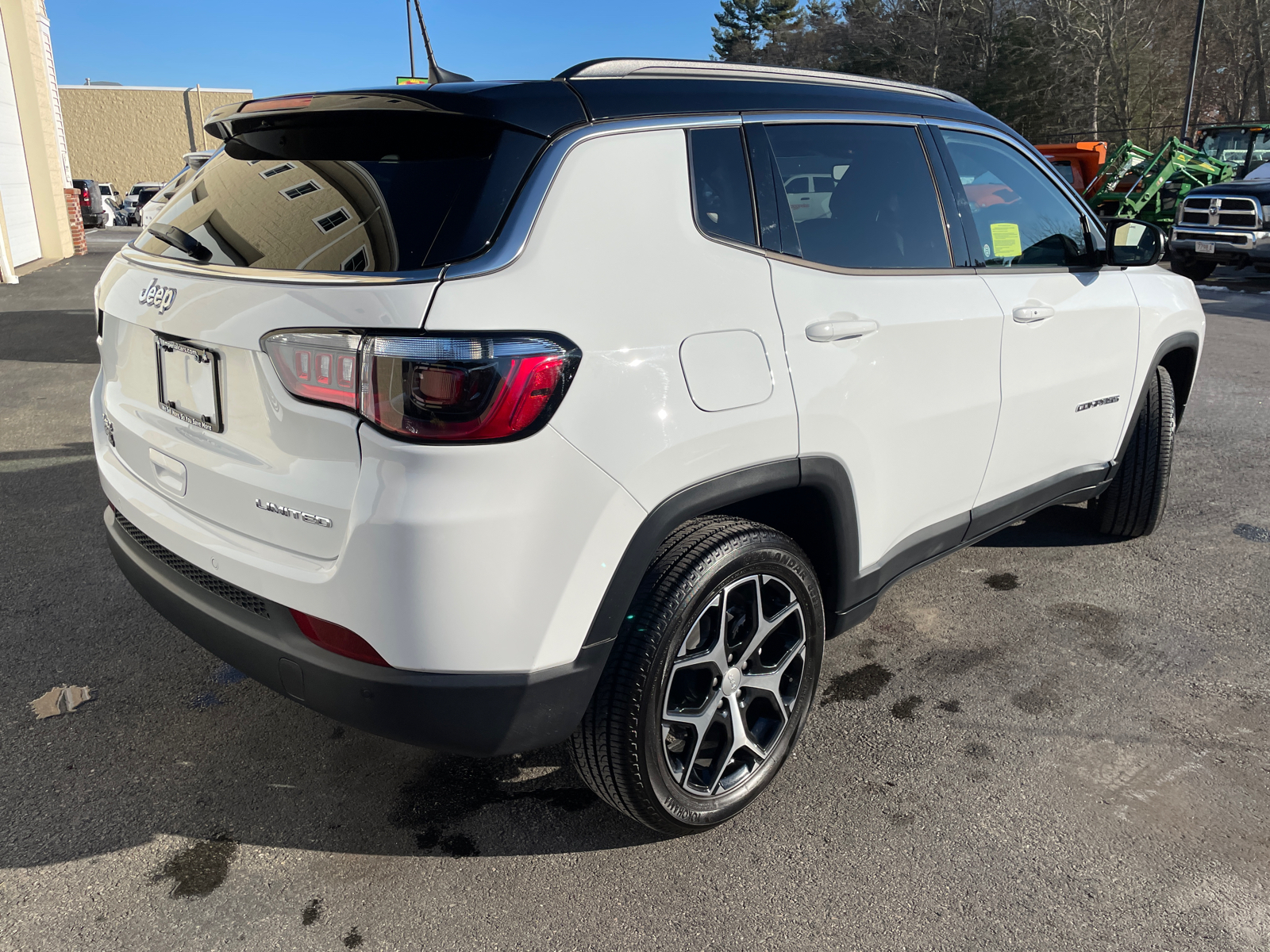 2024 Jeep Compass Limited 14