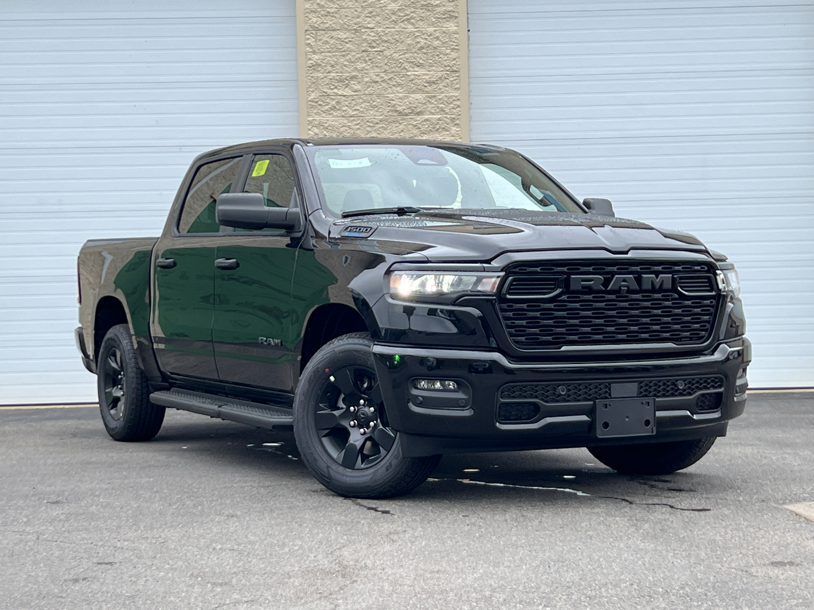 2025 Ram 1500 Tradesman 2