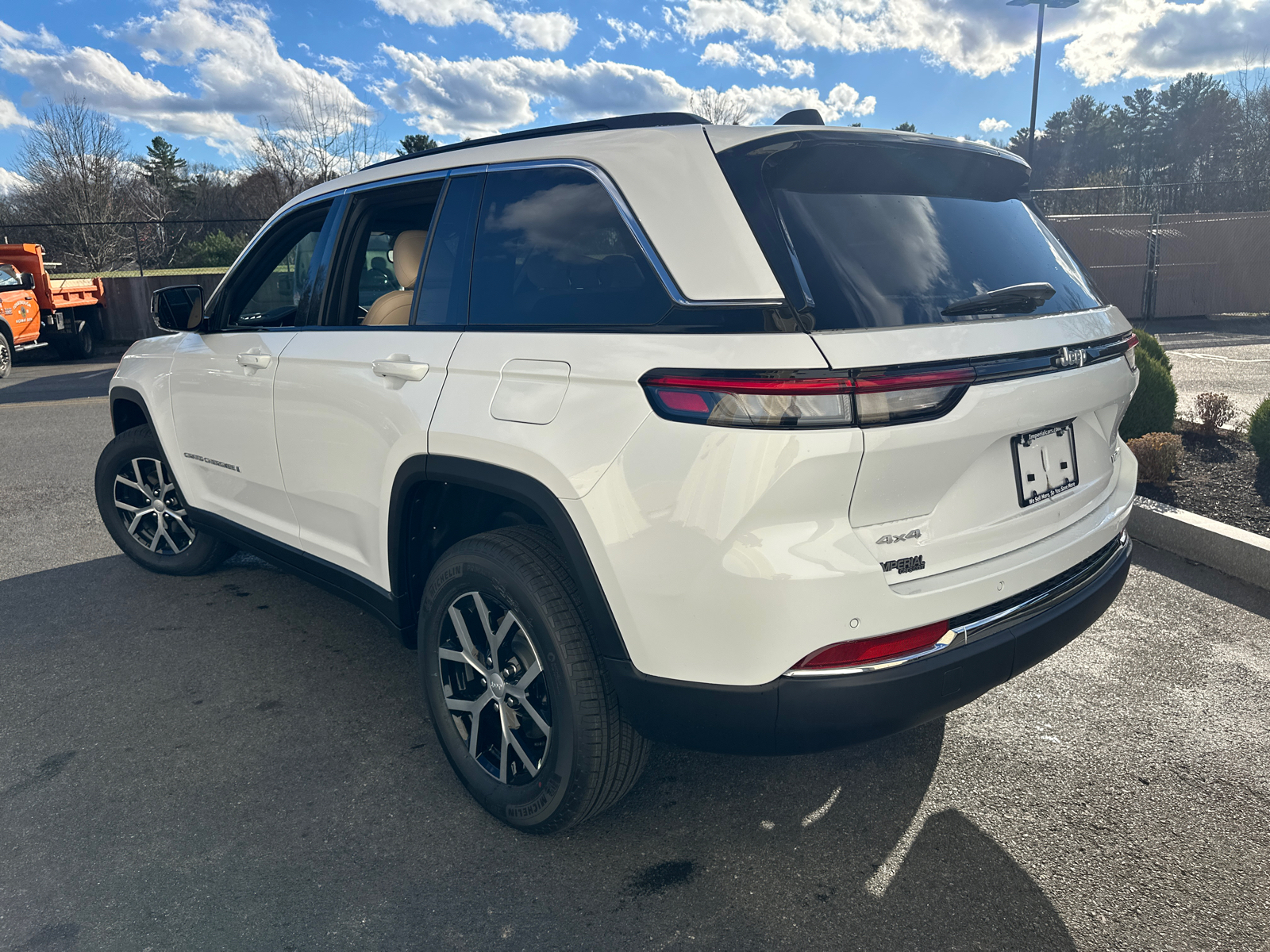 2025 Jeep Grand Cherokee Limited 8