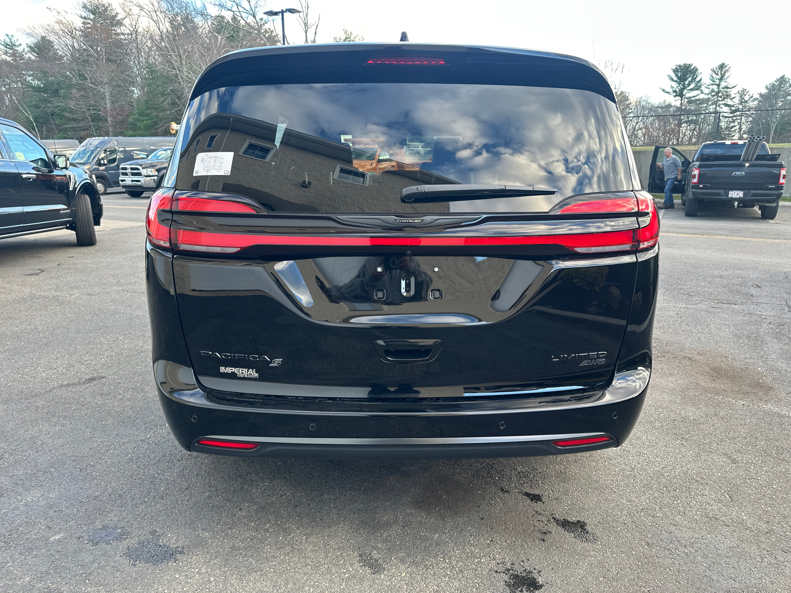 2025 Chrysler Pacifica Limited 9