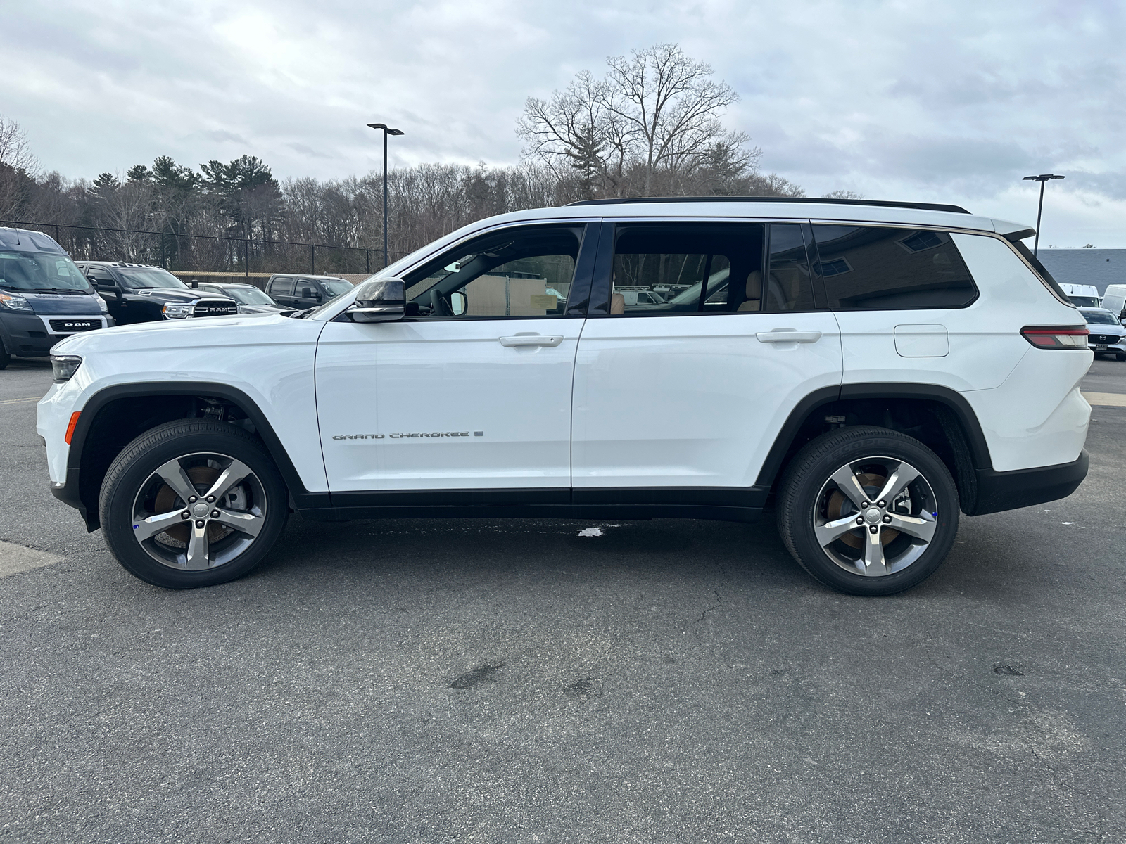 2025 Jeep Grand Cherokee L Limited 5