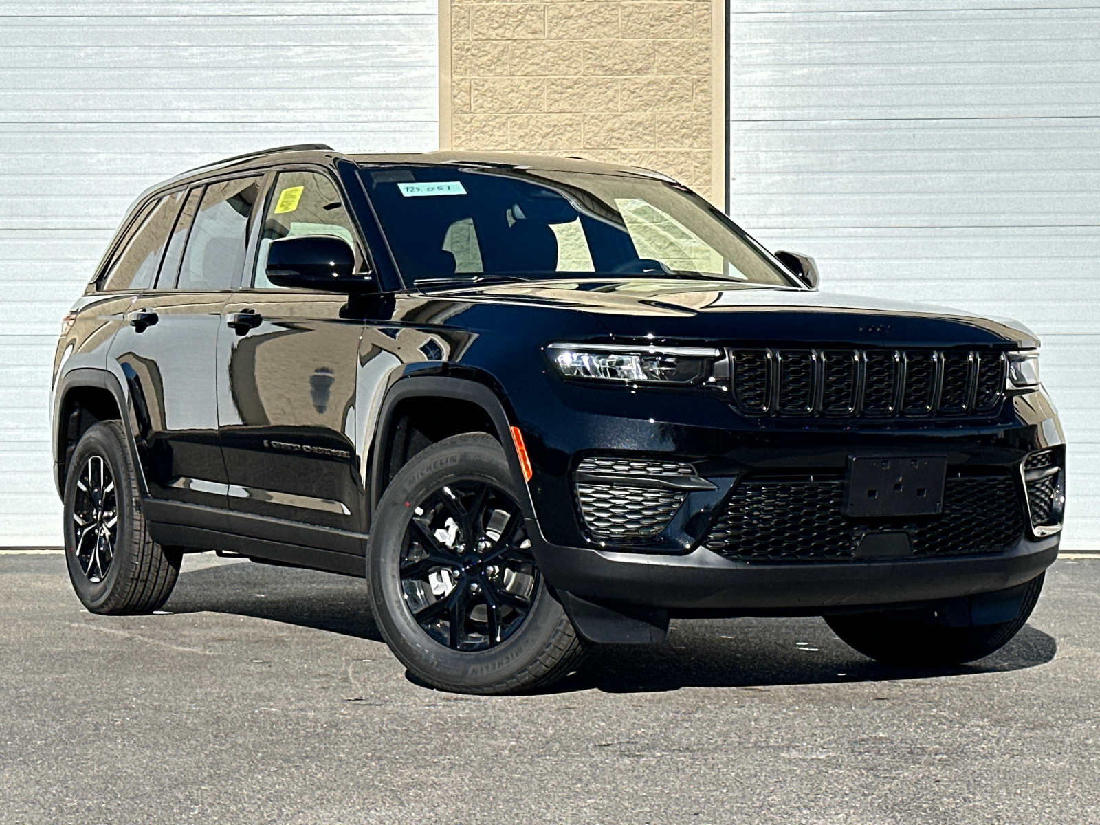 2025 Jeep Grand Cherokee Altitude X 2