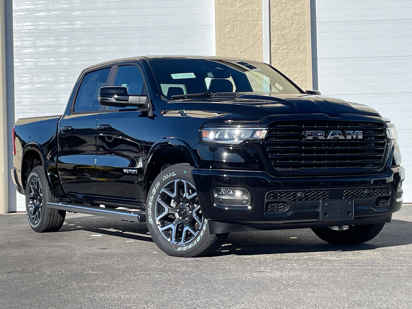 2025 Ram 1500 Laramie 1