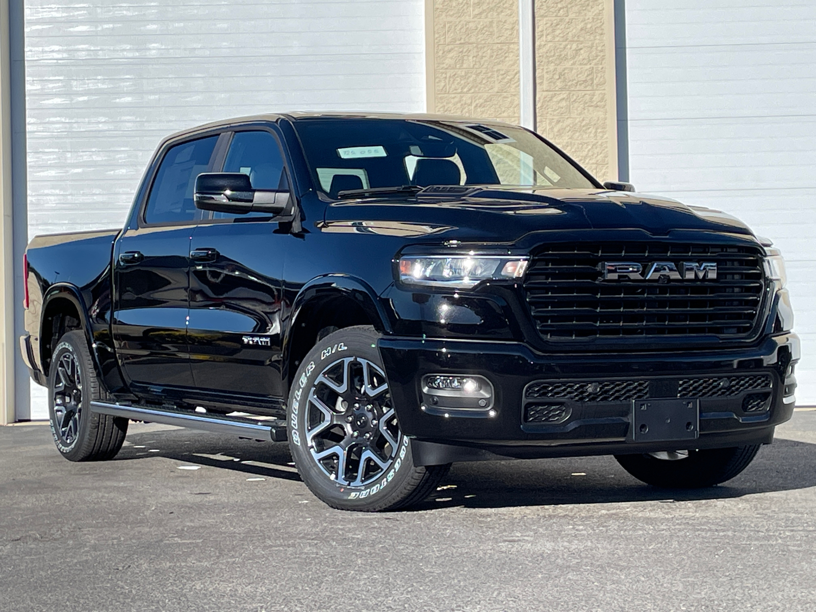 2025 Ram 1500 Laramie 2