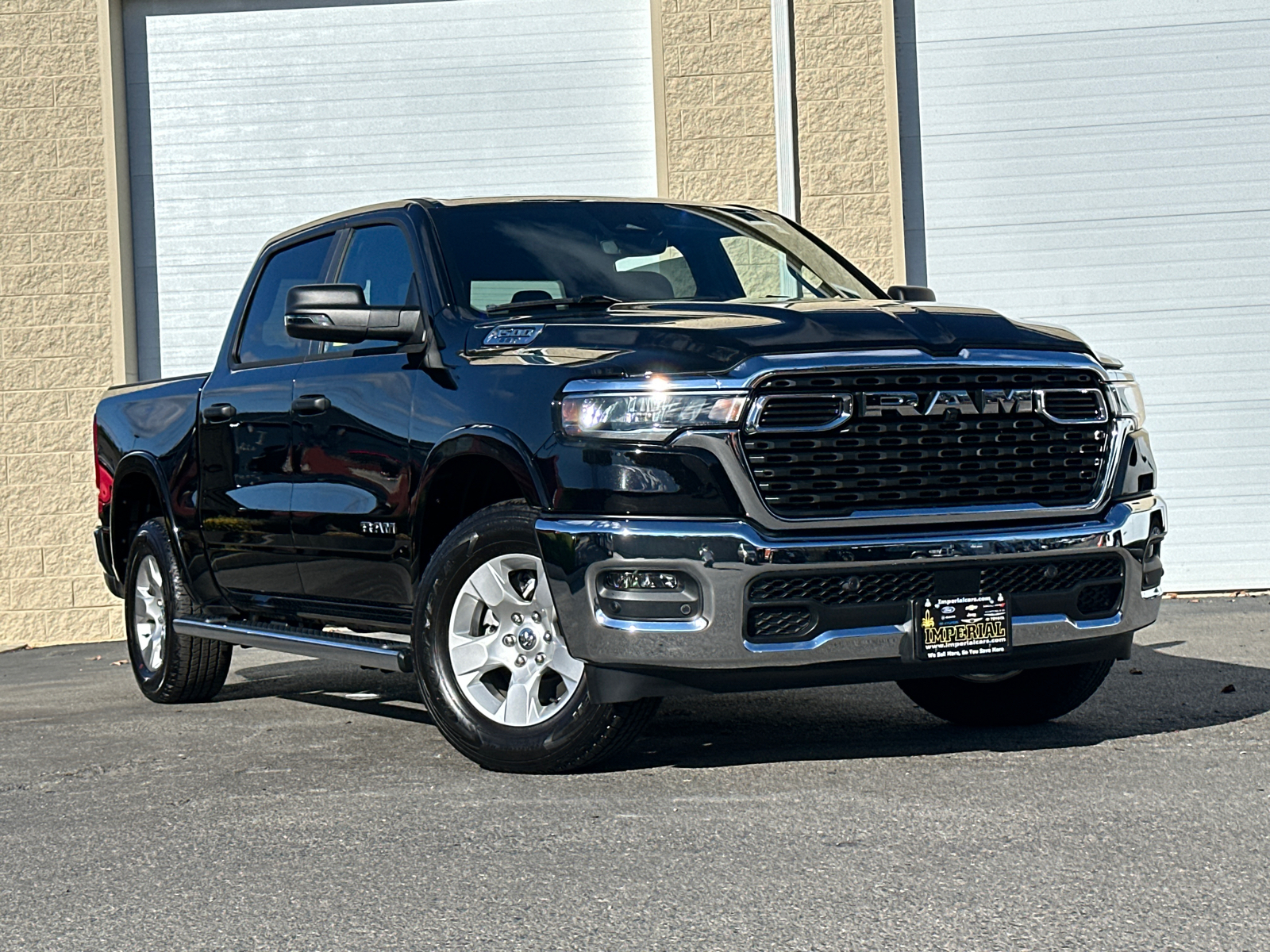 2025 Ram 1500 Big Horn/Lone Star 2