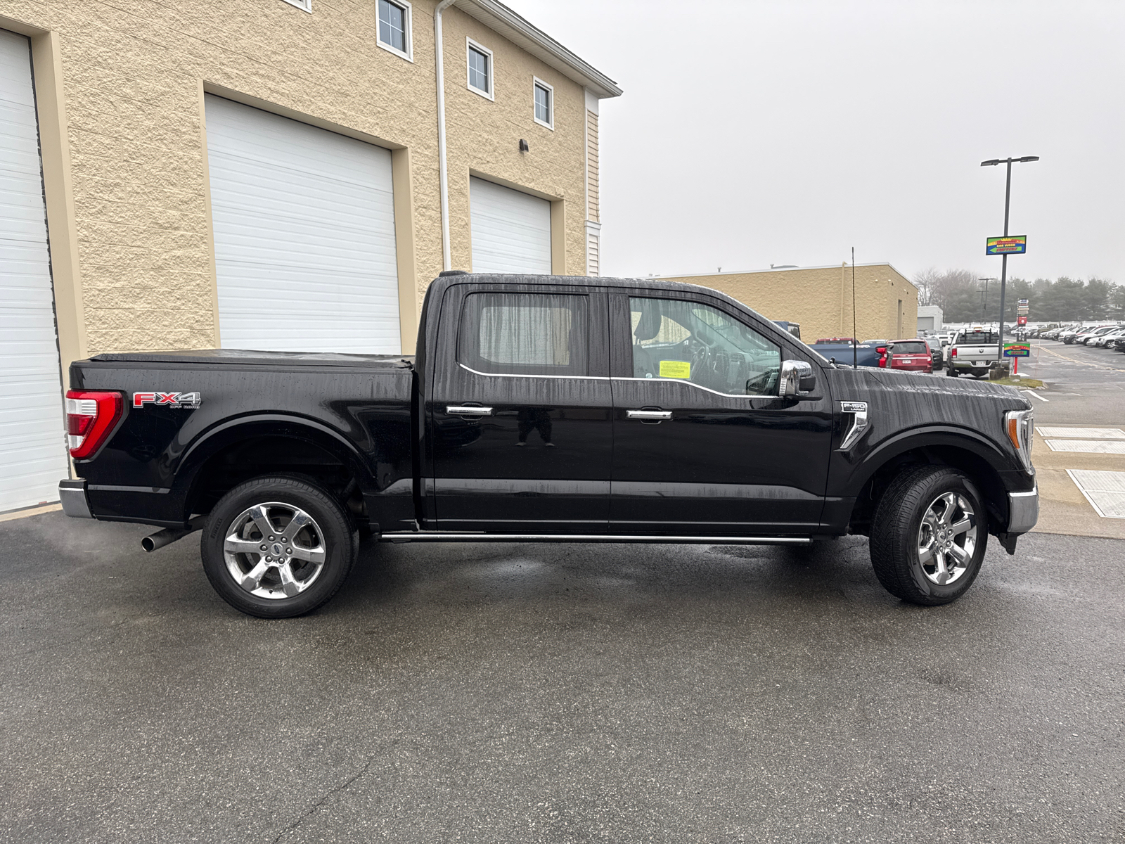 2023 Ford F-150 Lariat 11