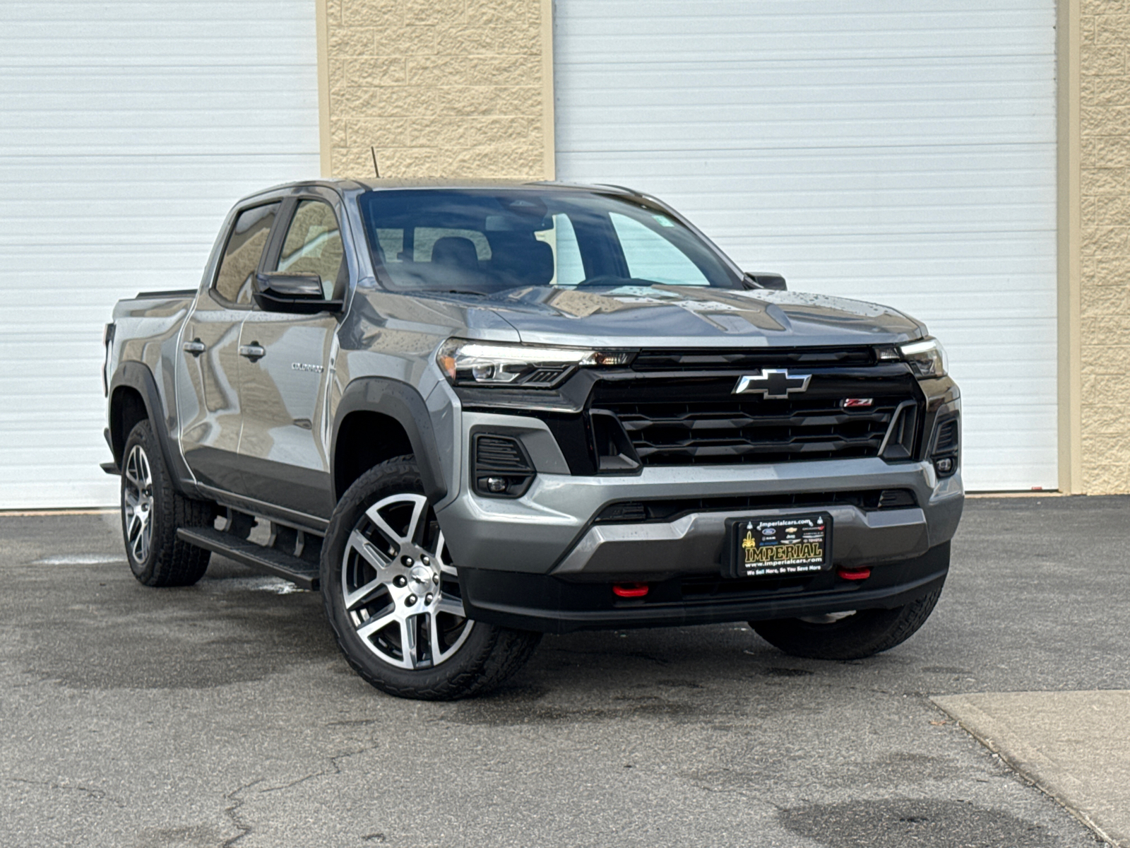 2024 Chevrolet Colorado  1