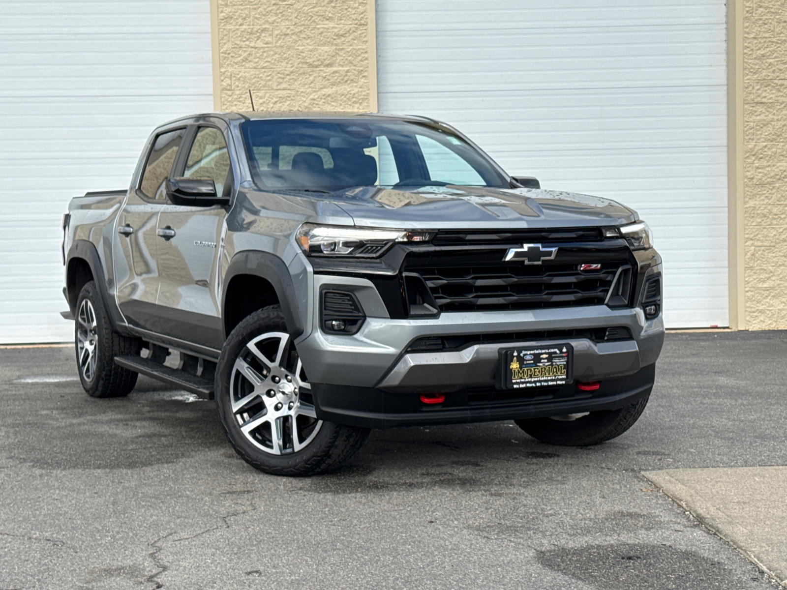 2024 Chevrolet Colorado  2