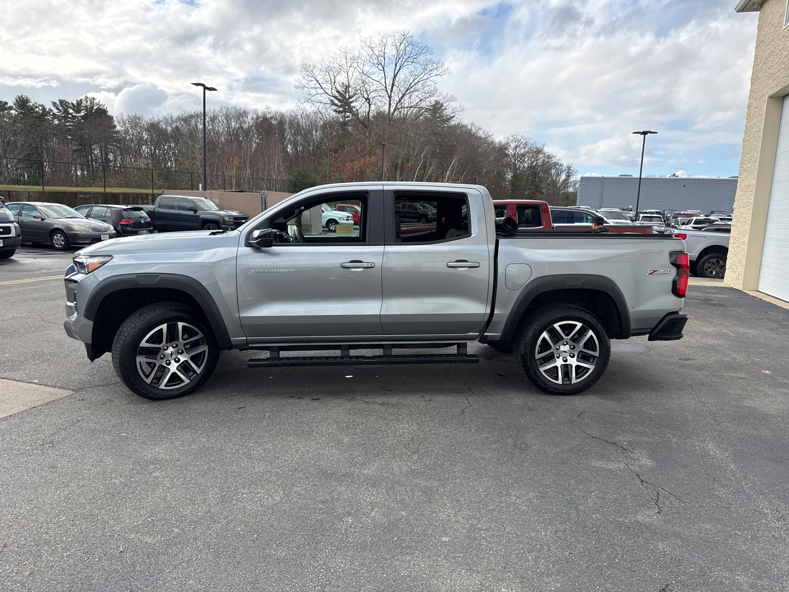 2024 Chevrolet Colorado  5