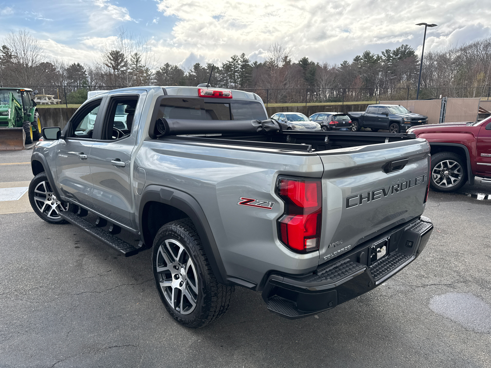 2024 Chevrolet Colorado  8