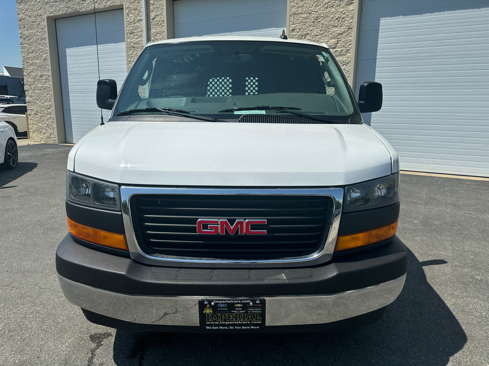 2021 GMC Savana 2500 Work Van 3