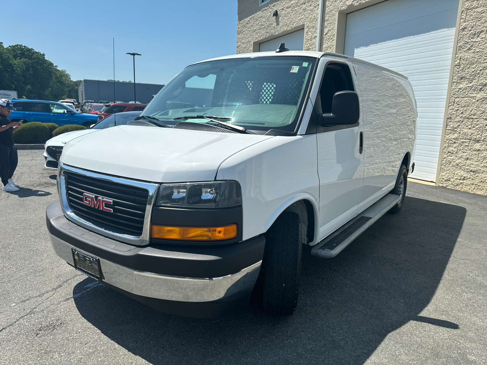 2021 GMC Savana 2500 Work Van 4