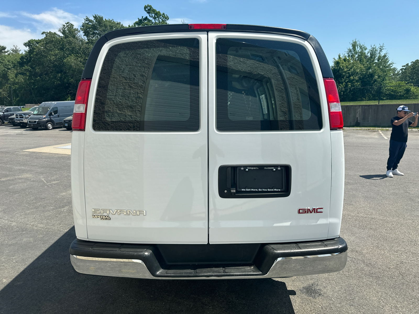 2021 GMC Savana 2500 Work Van 8