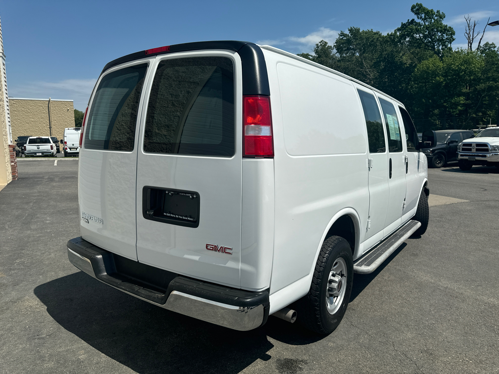 2021 GMC Savana 2500 Work Van 12