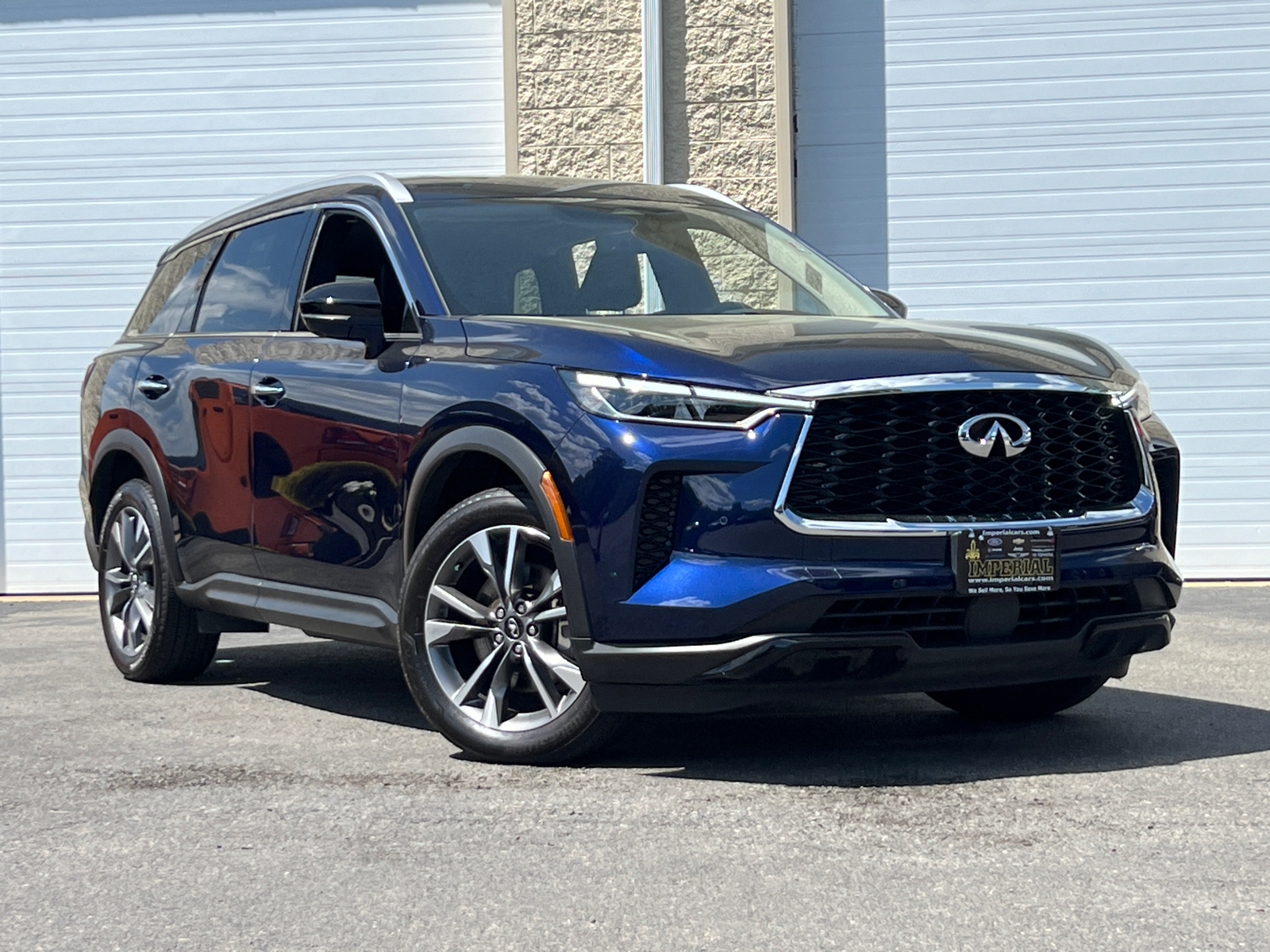 2023 INFINITI QX60 LUXE 1