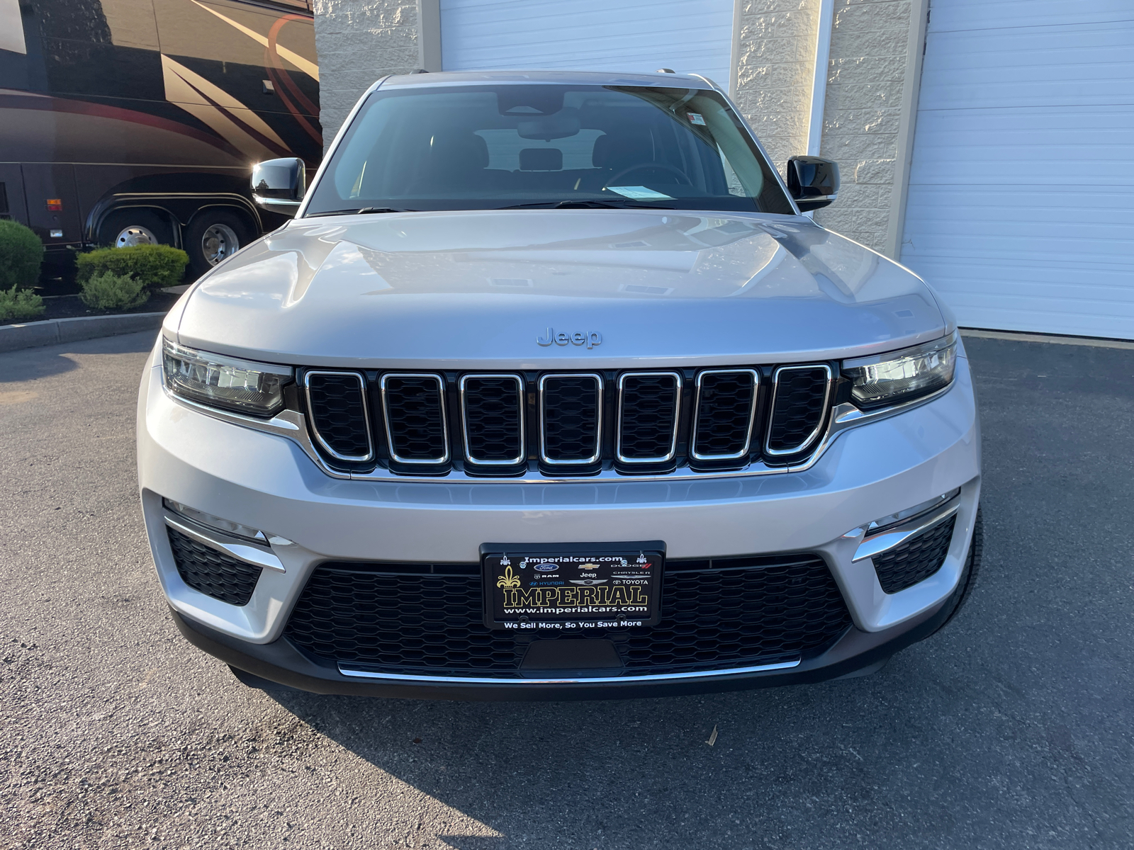 2022 Jeep Grand Cherokee Limited 3