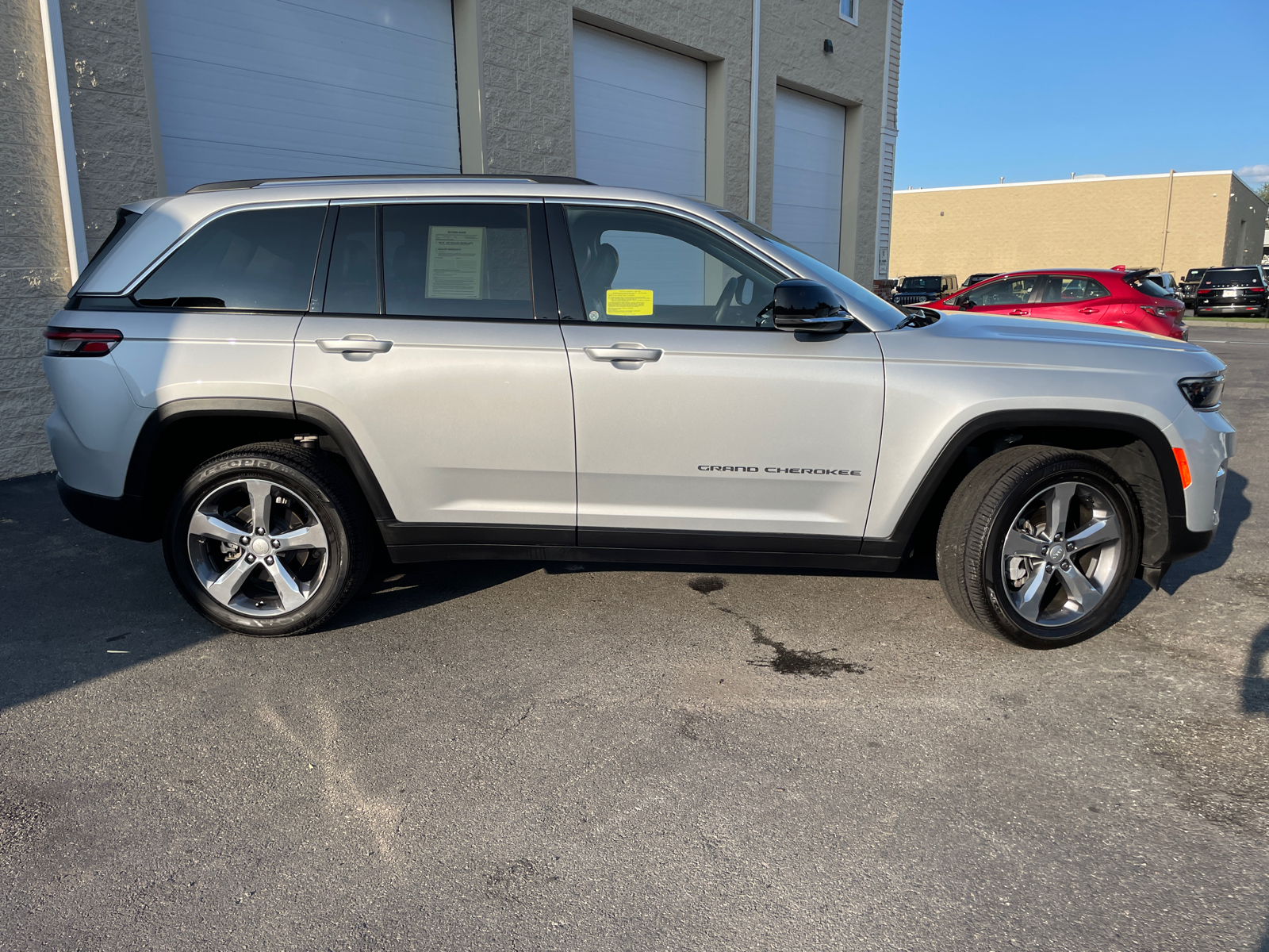 2022 Jeep Grand Cherokee Limited 15