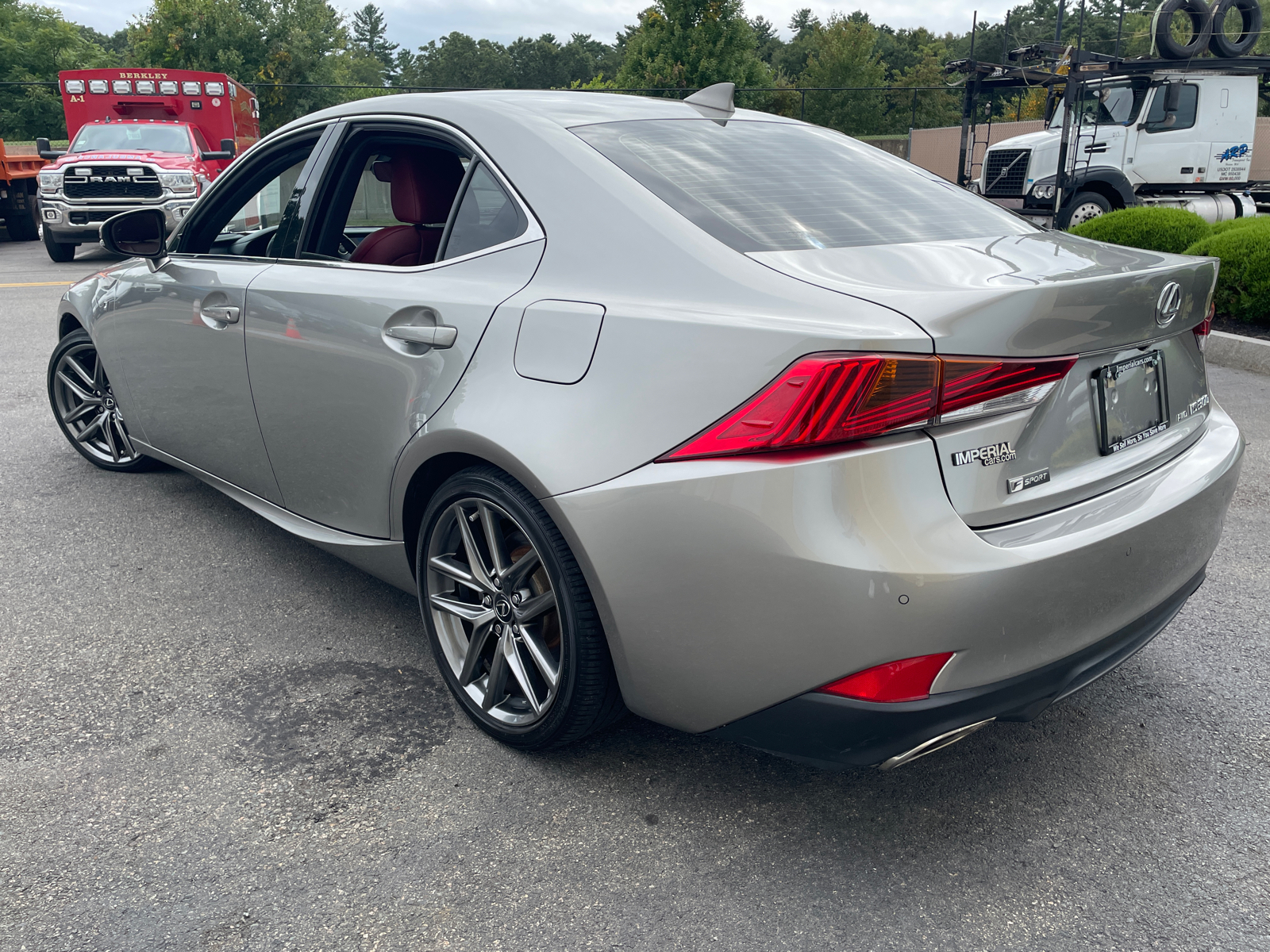 2018 Lexus IS 300 8