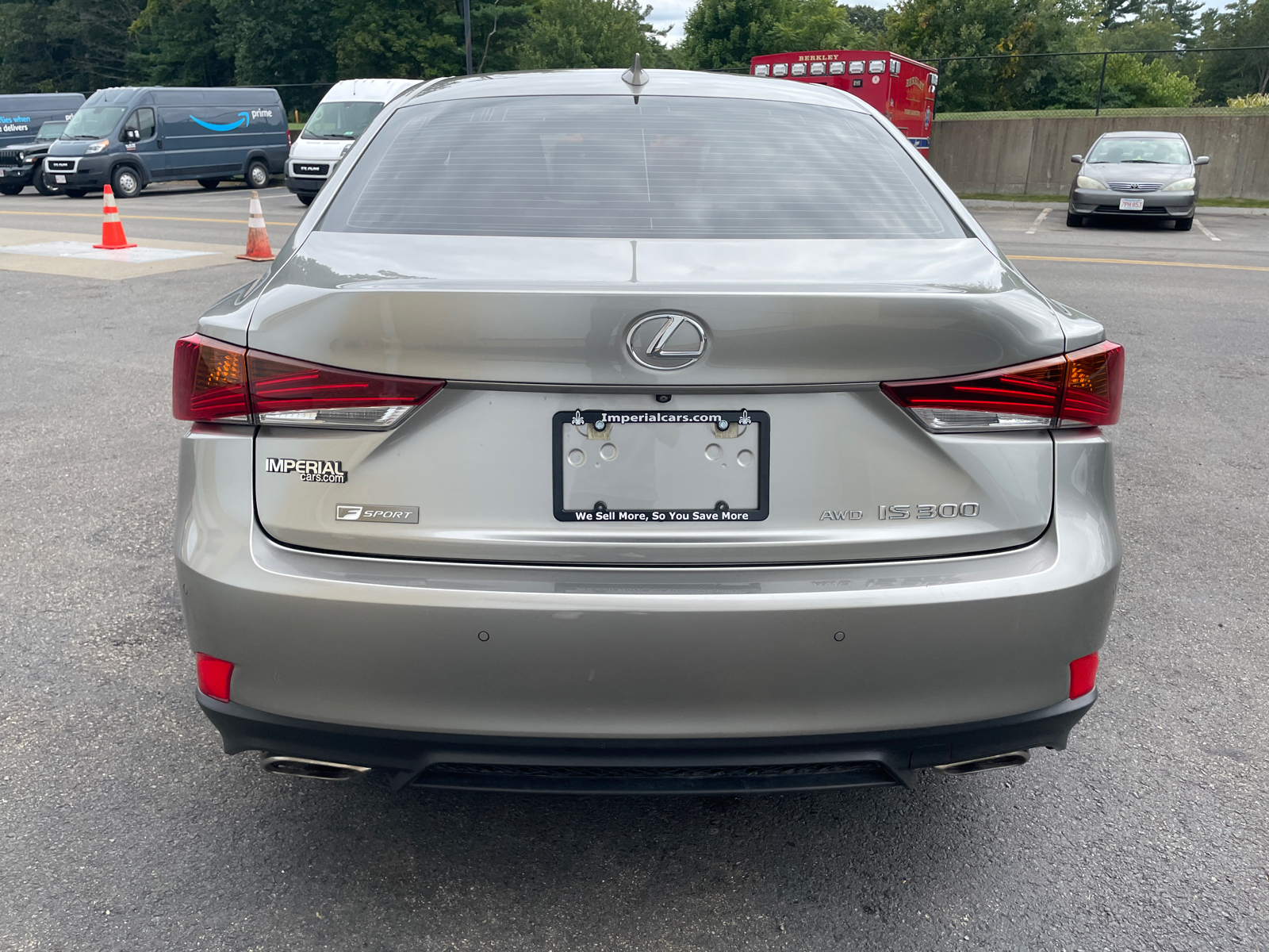 2018 Lexus IS 300 10