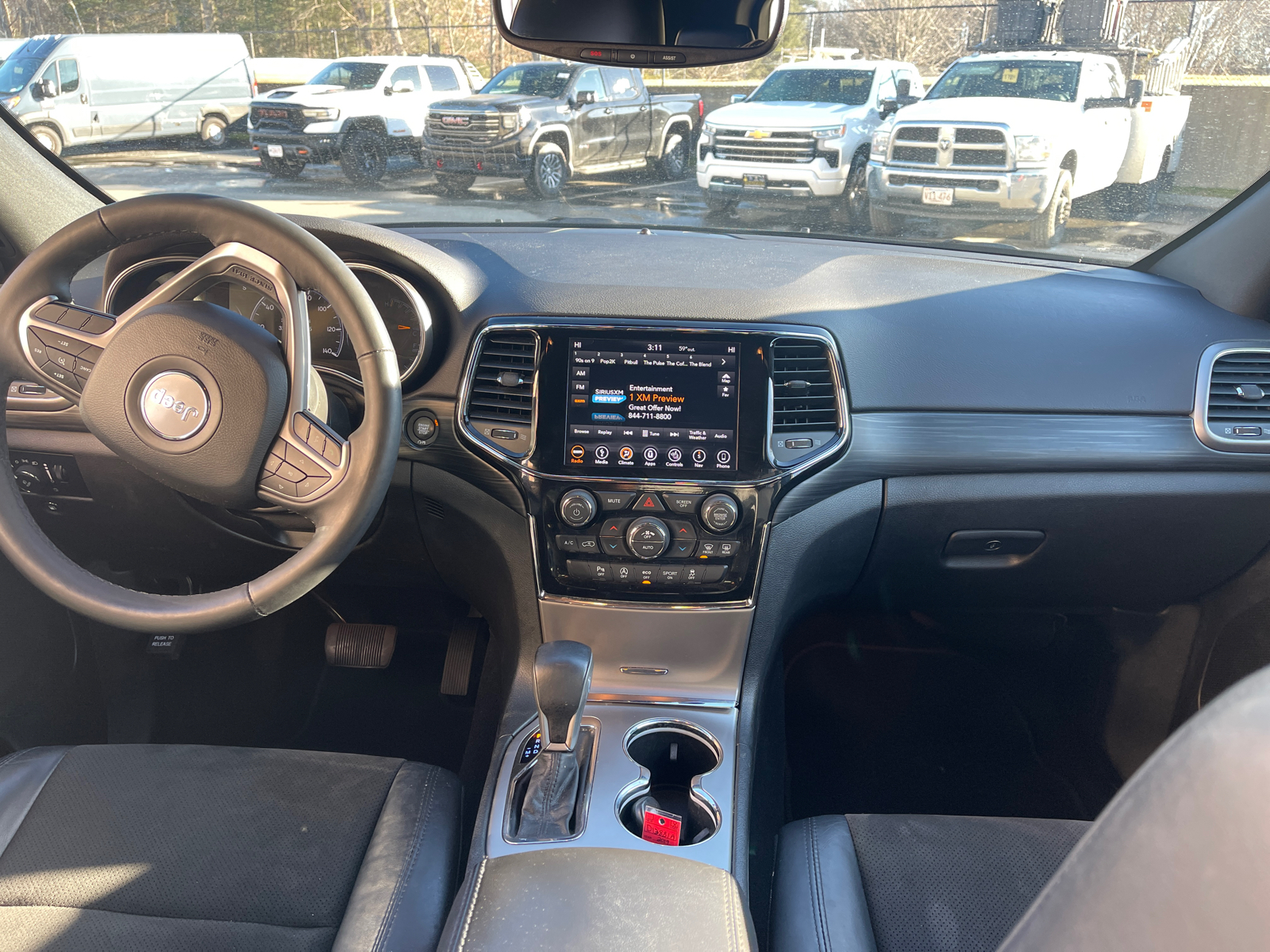 2019 Jeep Grand Cherokee Altitude 17