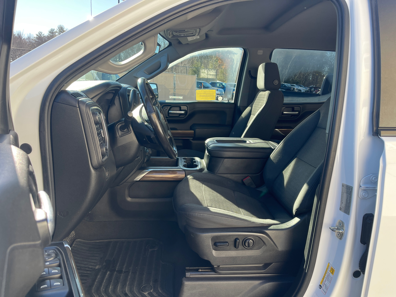 2019 Chevrolet Silverado 1500 RST 38