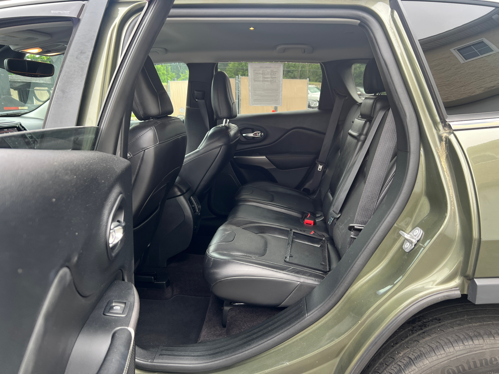 2019 Jeep Cherokee Limited 13