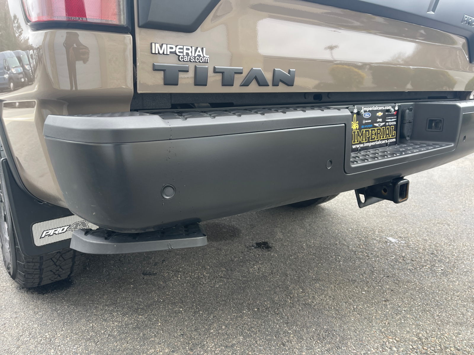 2023 Nissan Titan PRO-4X 9