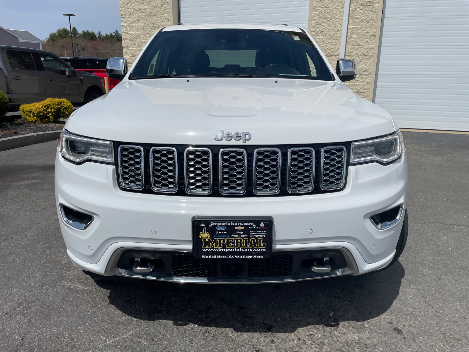 2021 Jeep Grand Cherokee Overland 3