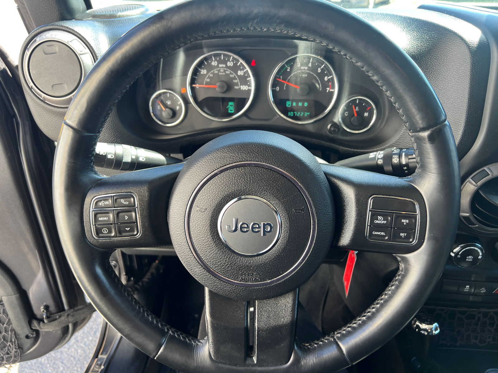 2017 Jeep Wrangler Unlimited Sport 19