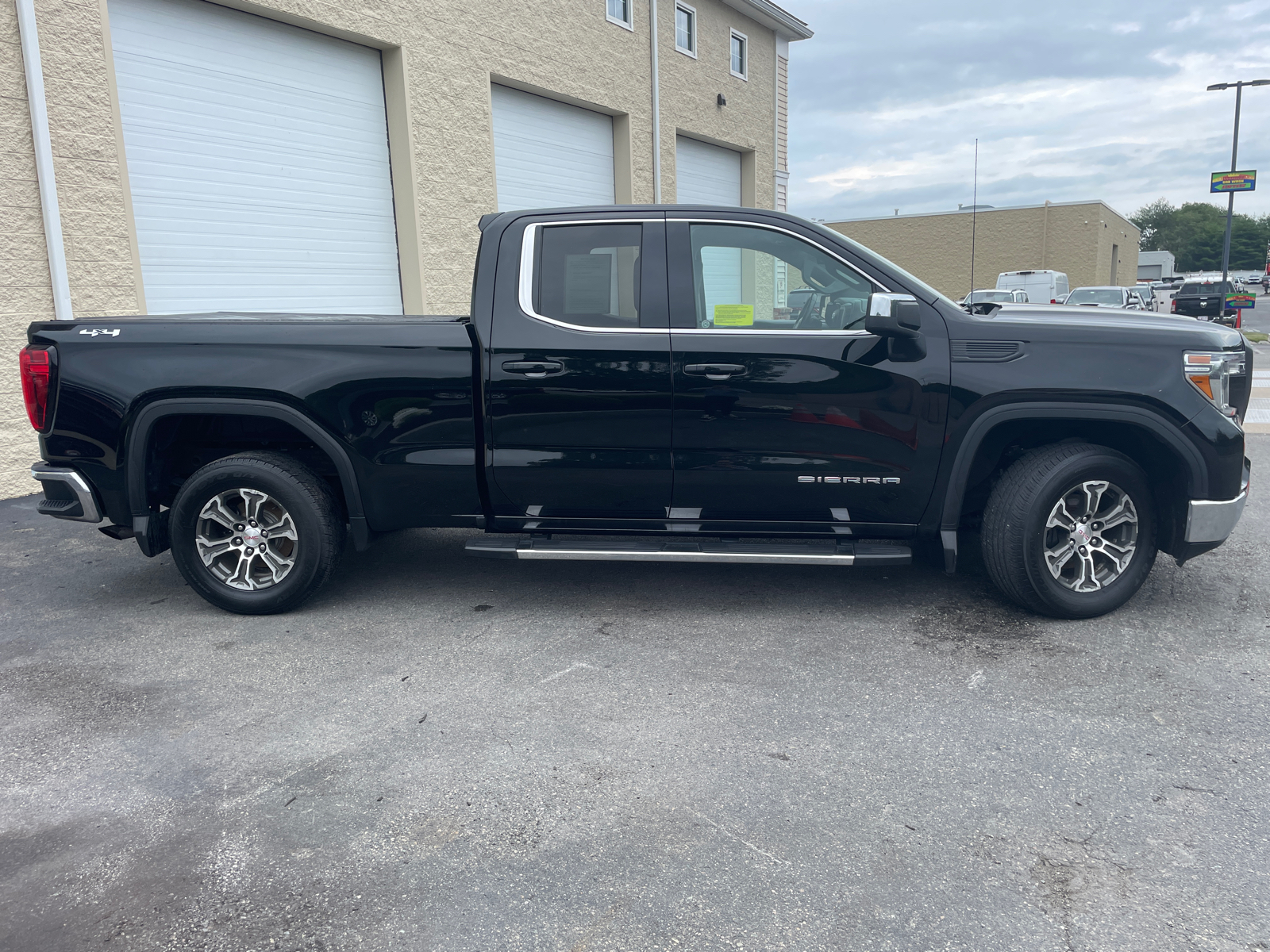 2019 GMC Sierra 1500 SLE 12