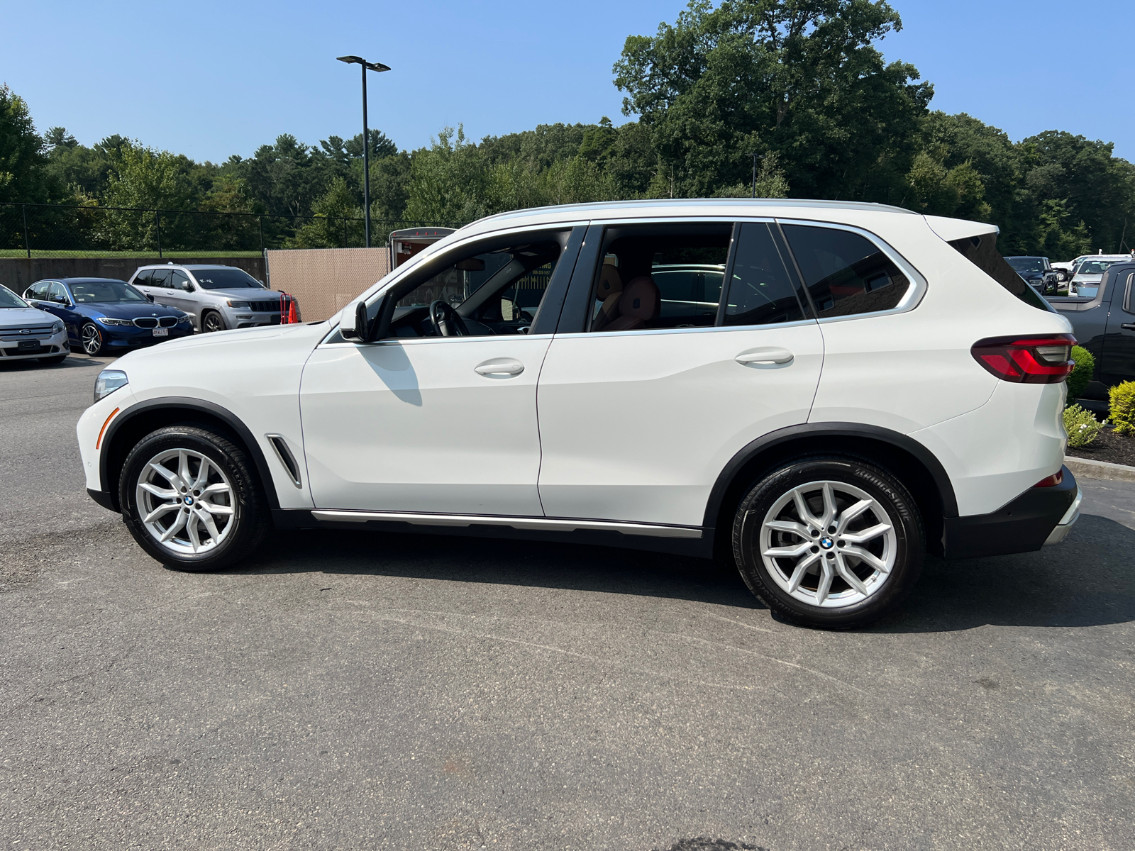 2023 BMW X5 xDrive40i 5