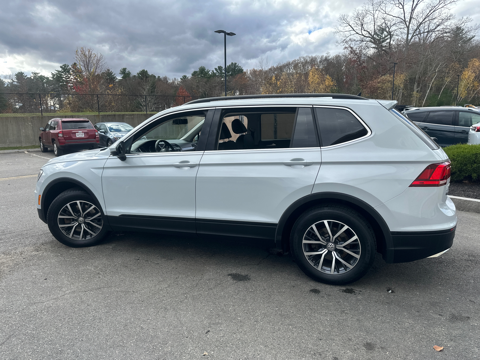 2019 Volkswagen Suv  5