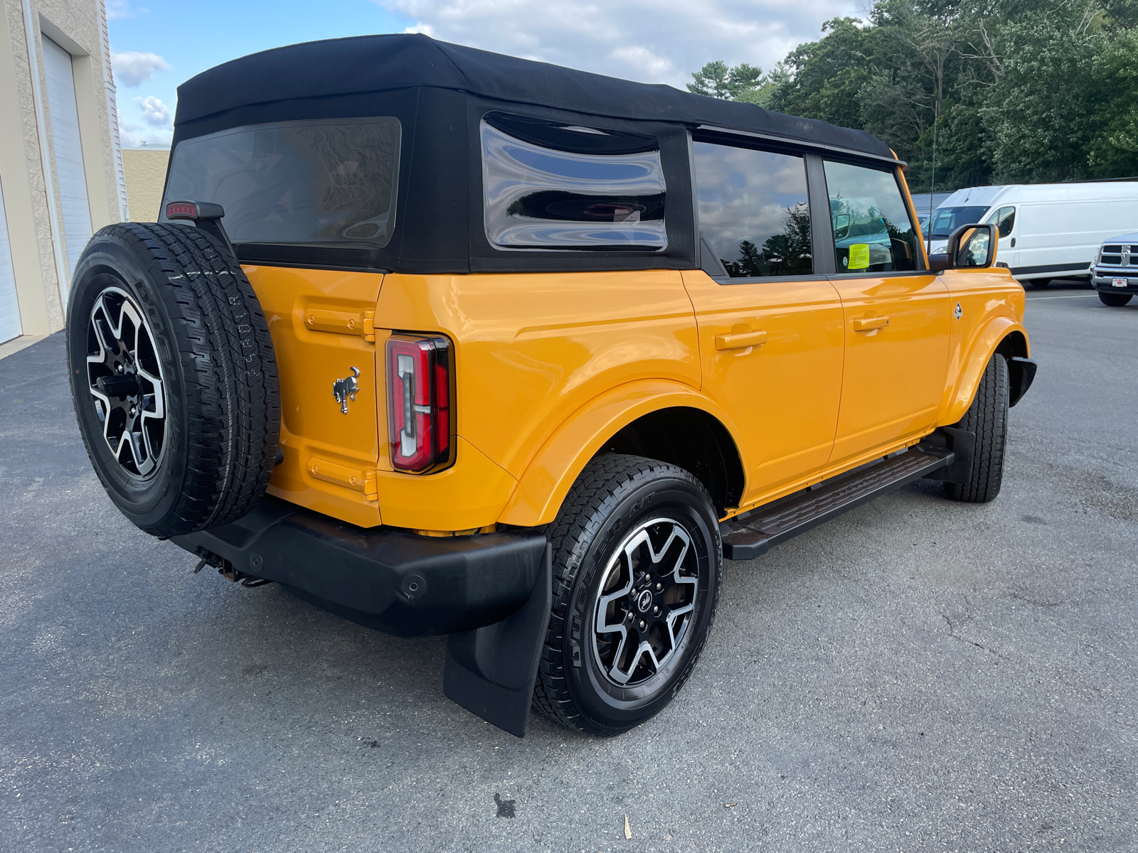 2021 Ford Bronco Outer Banks 11