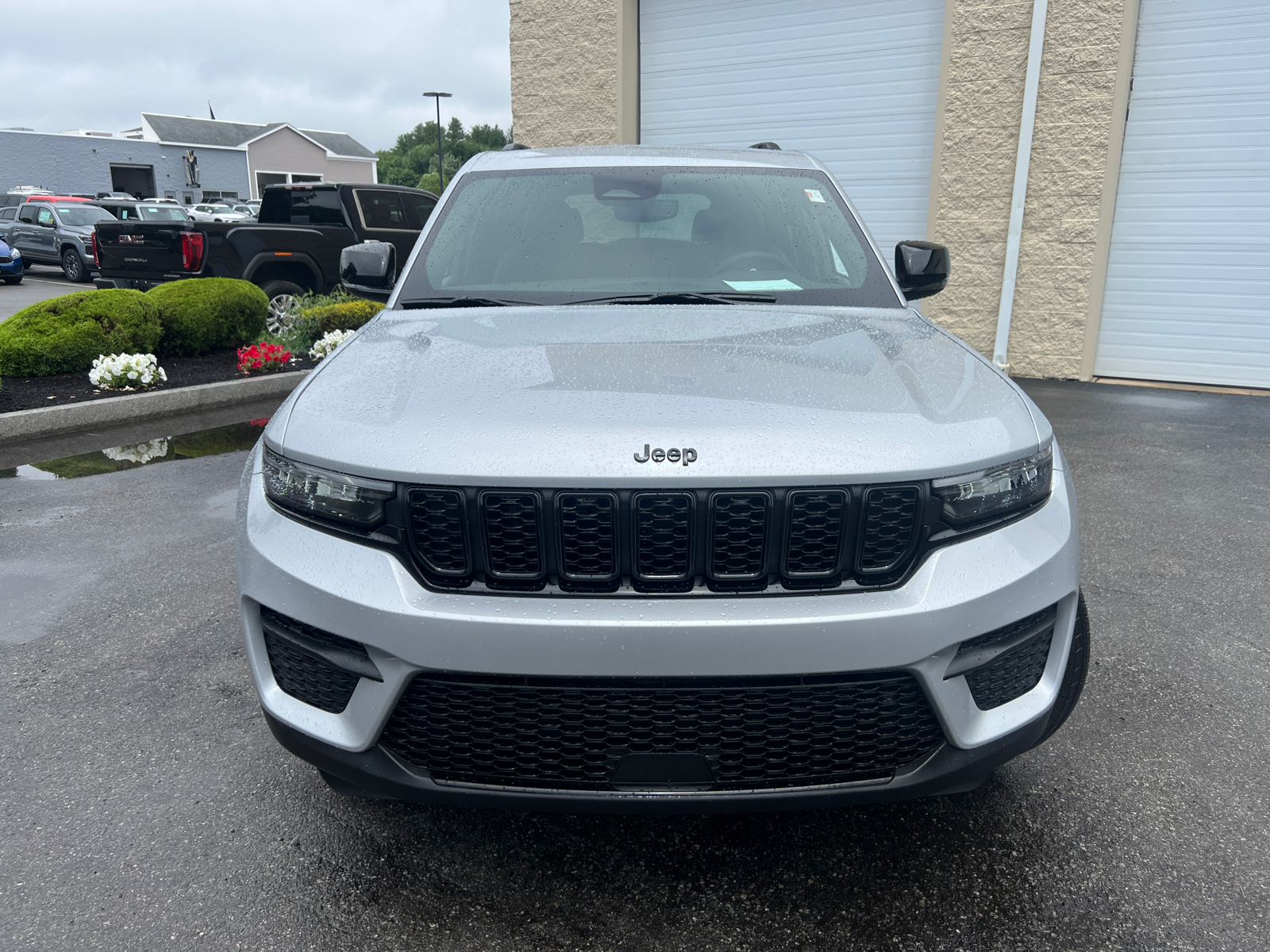 2024 Jeep Grand Cherokee Altitude 3