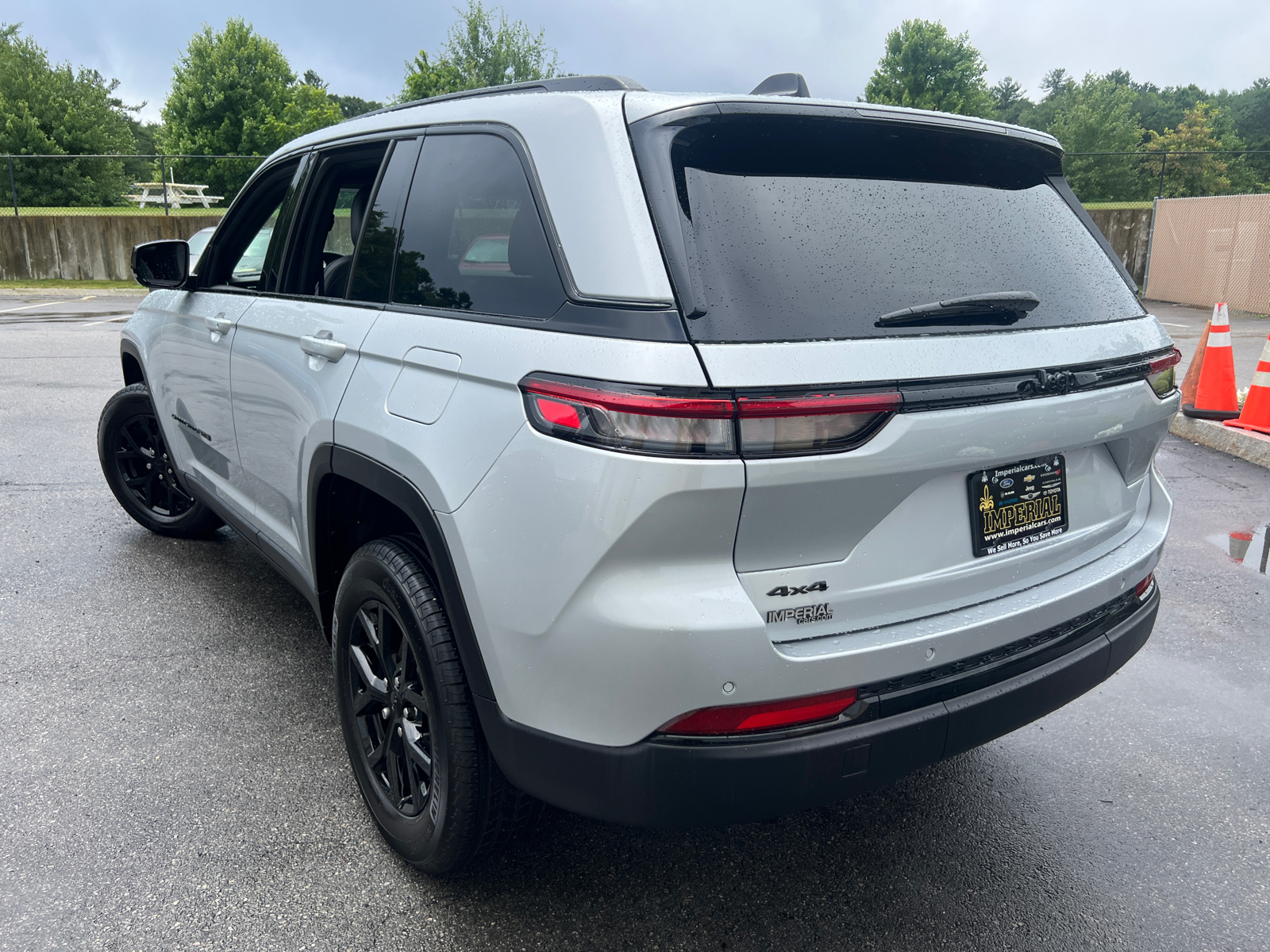 2024 Jeep Grand Cherokee Altitude 7