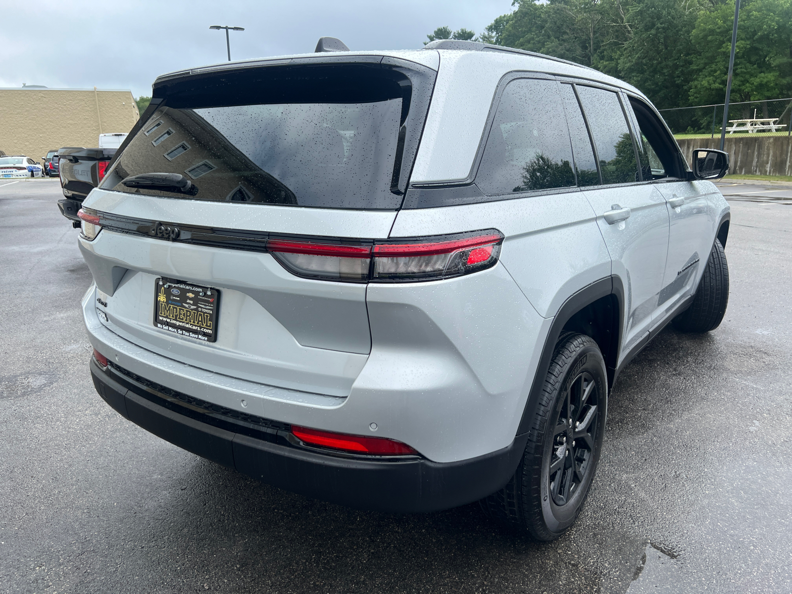 2024 Jeep Grand Cherokee Altitude 11