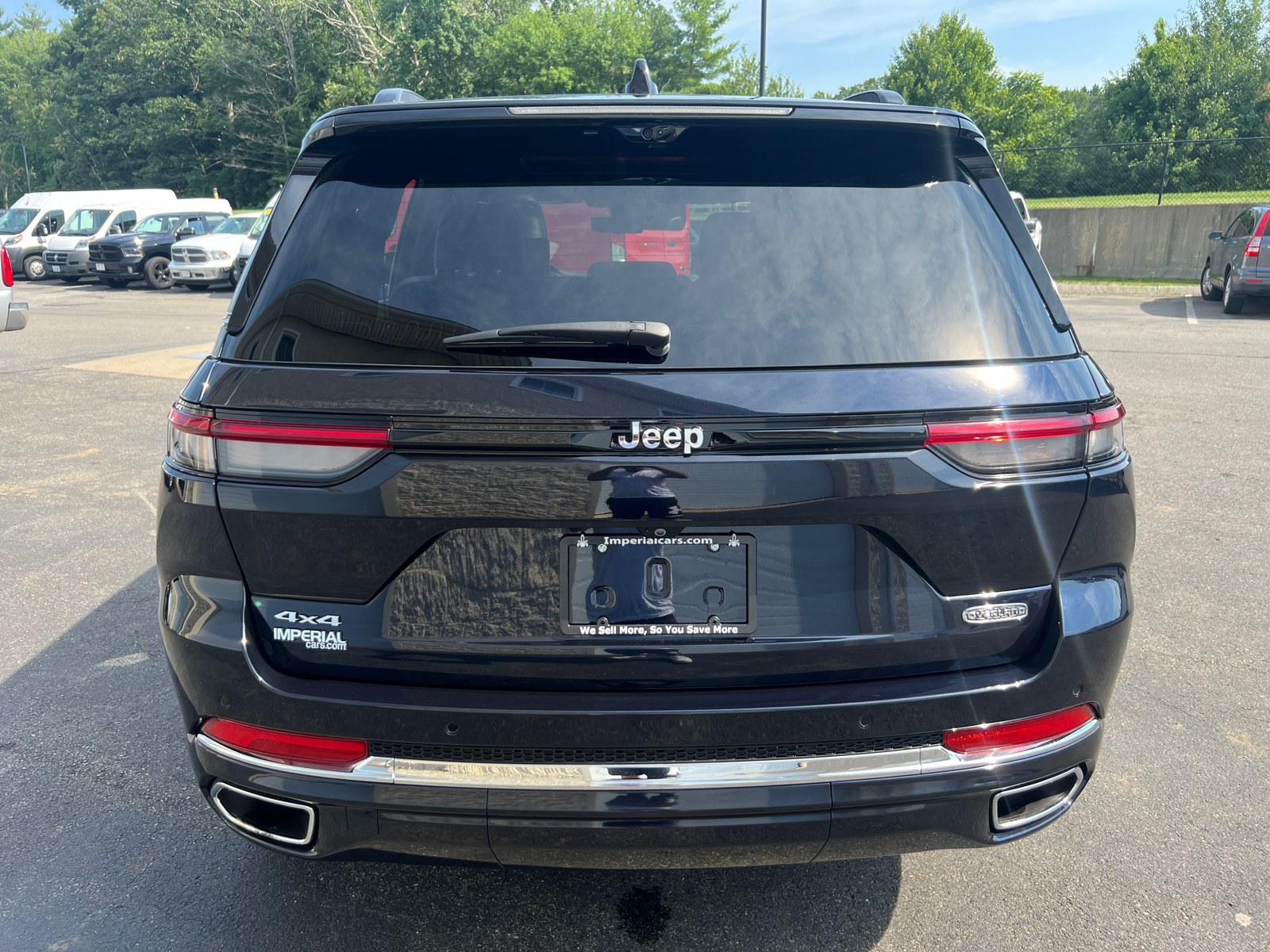 2023 Jeep Grand Cherokee Overland 8