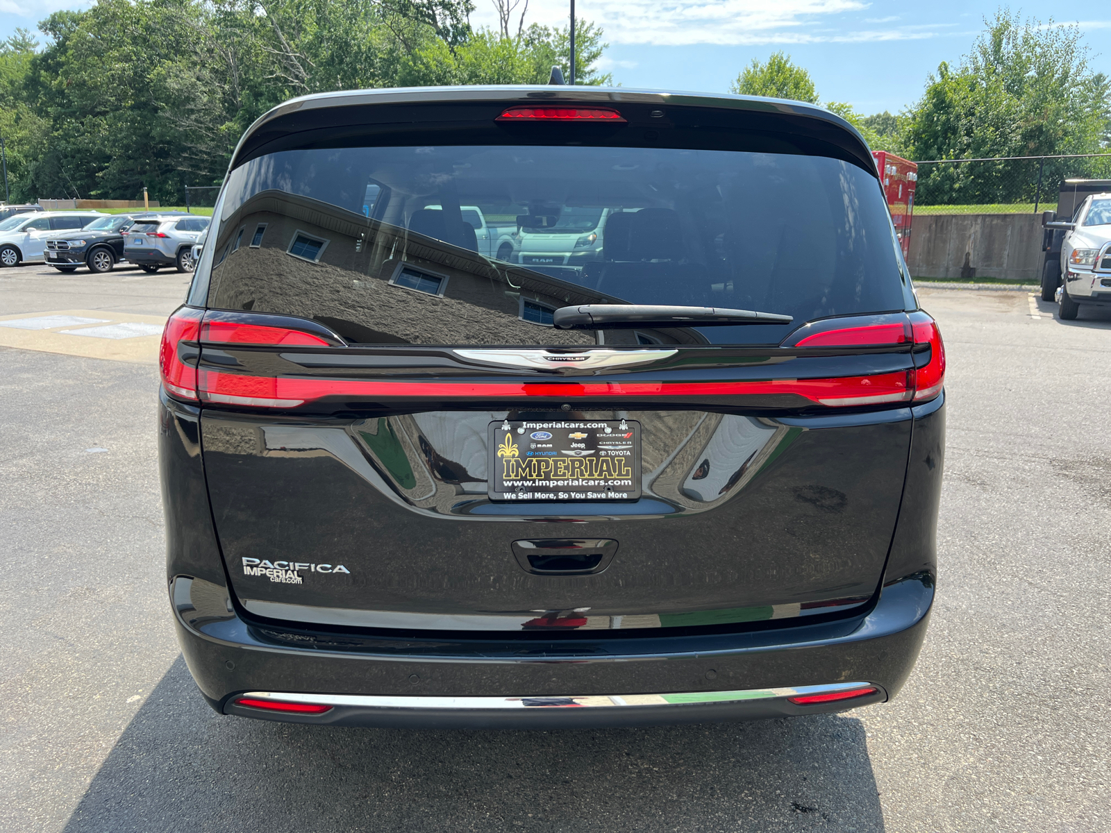 2022 Chrysler Pacifica Touring L 8