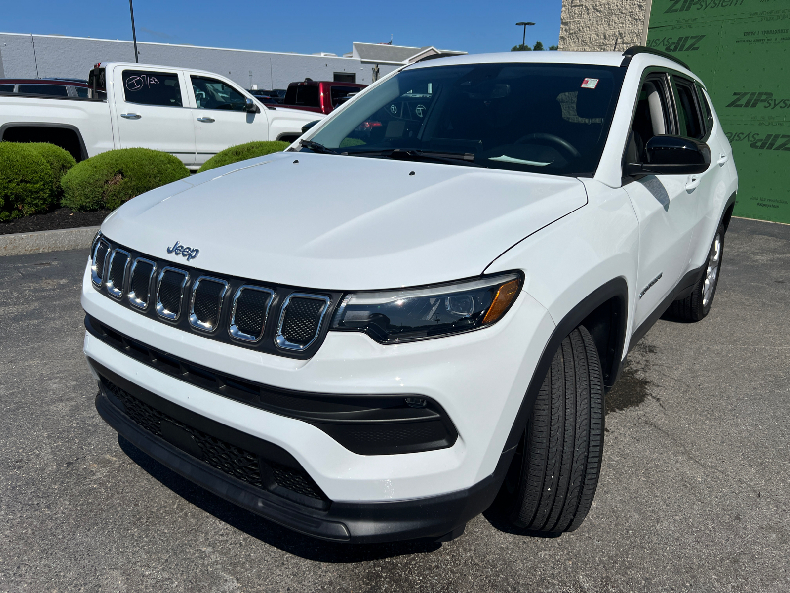 2022 Jeep Compass Latitude Lux 4