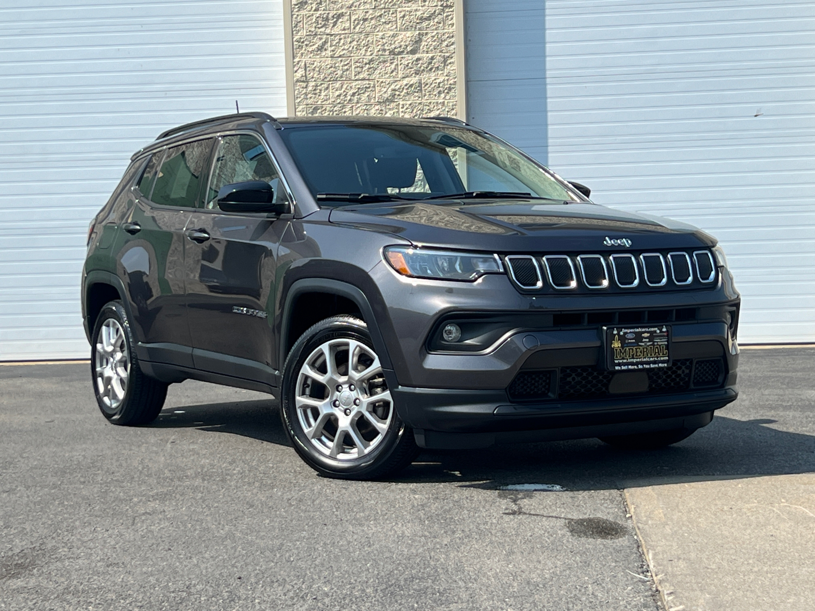 2022 Jeep Compass Latitude Lux 1