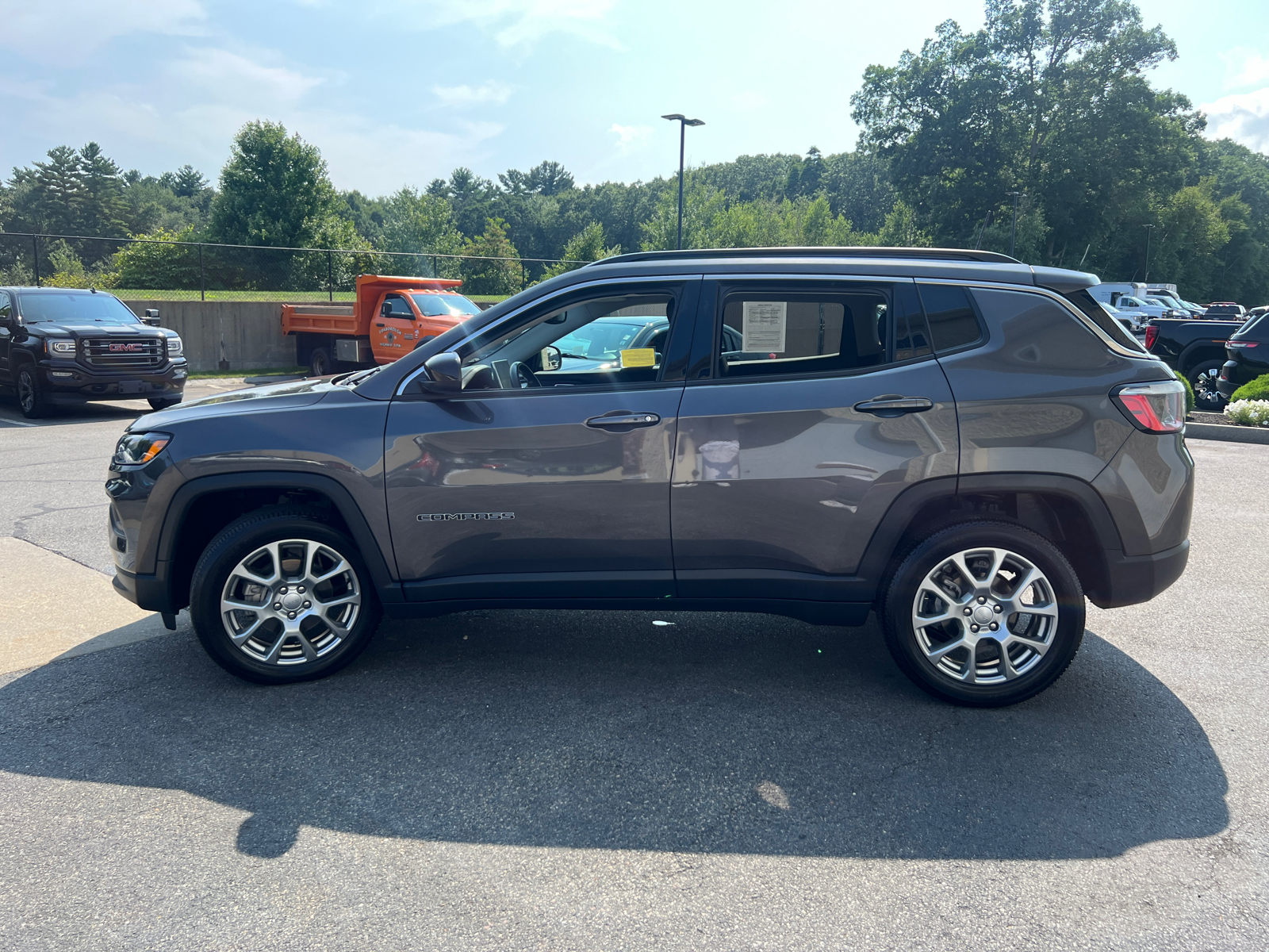 2022 Jeep Compass Latitude Lux 5